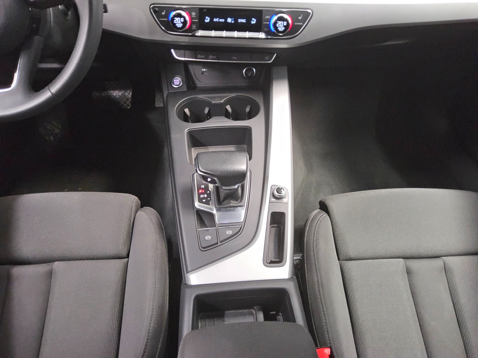Audi A4 Avant 35 TFSI advanced Navi LED Shz Tempomat 6