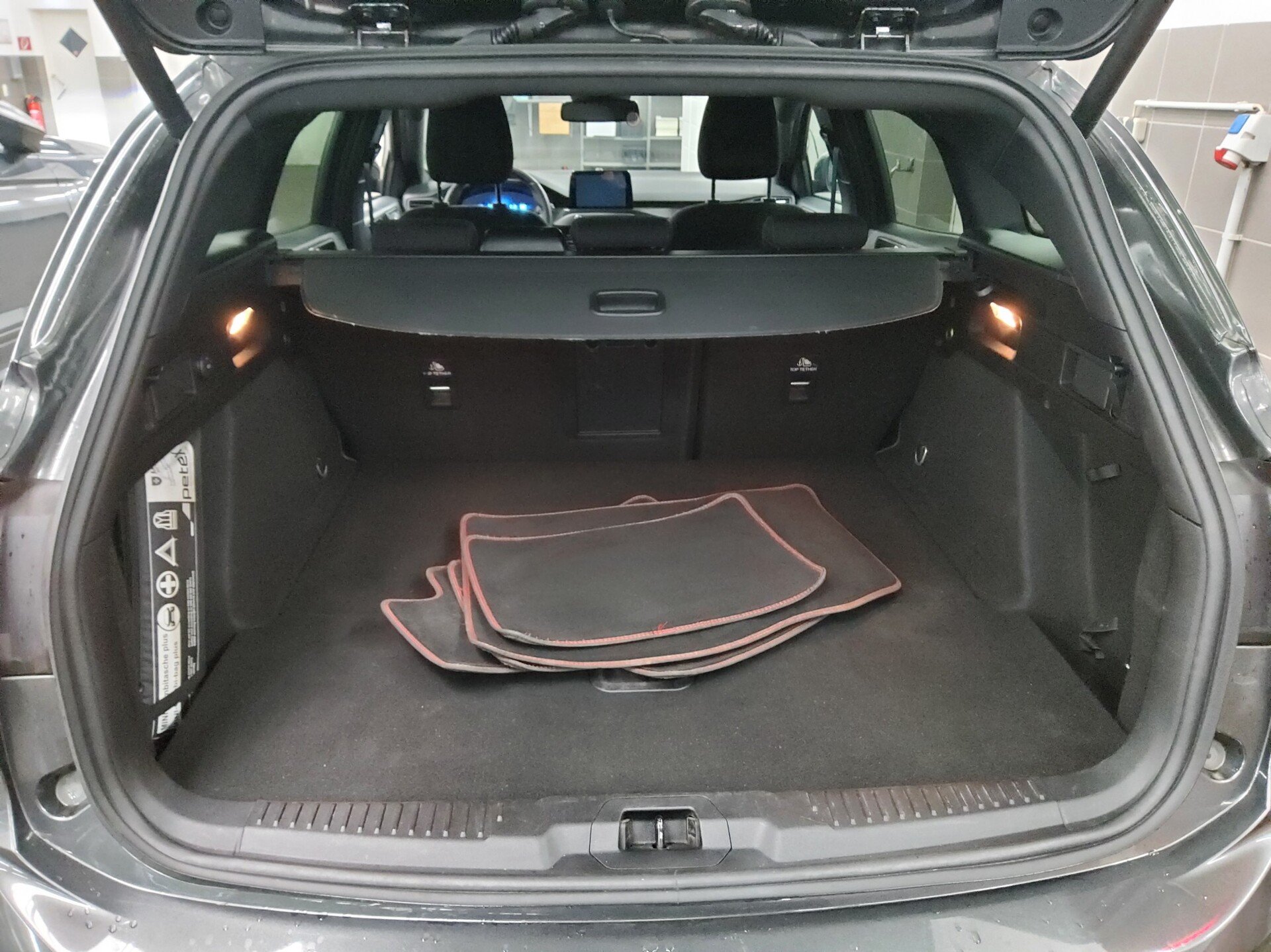 Ford Focus Turnier 1.5 EB ST-Line X Navi DC LED RFK 13