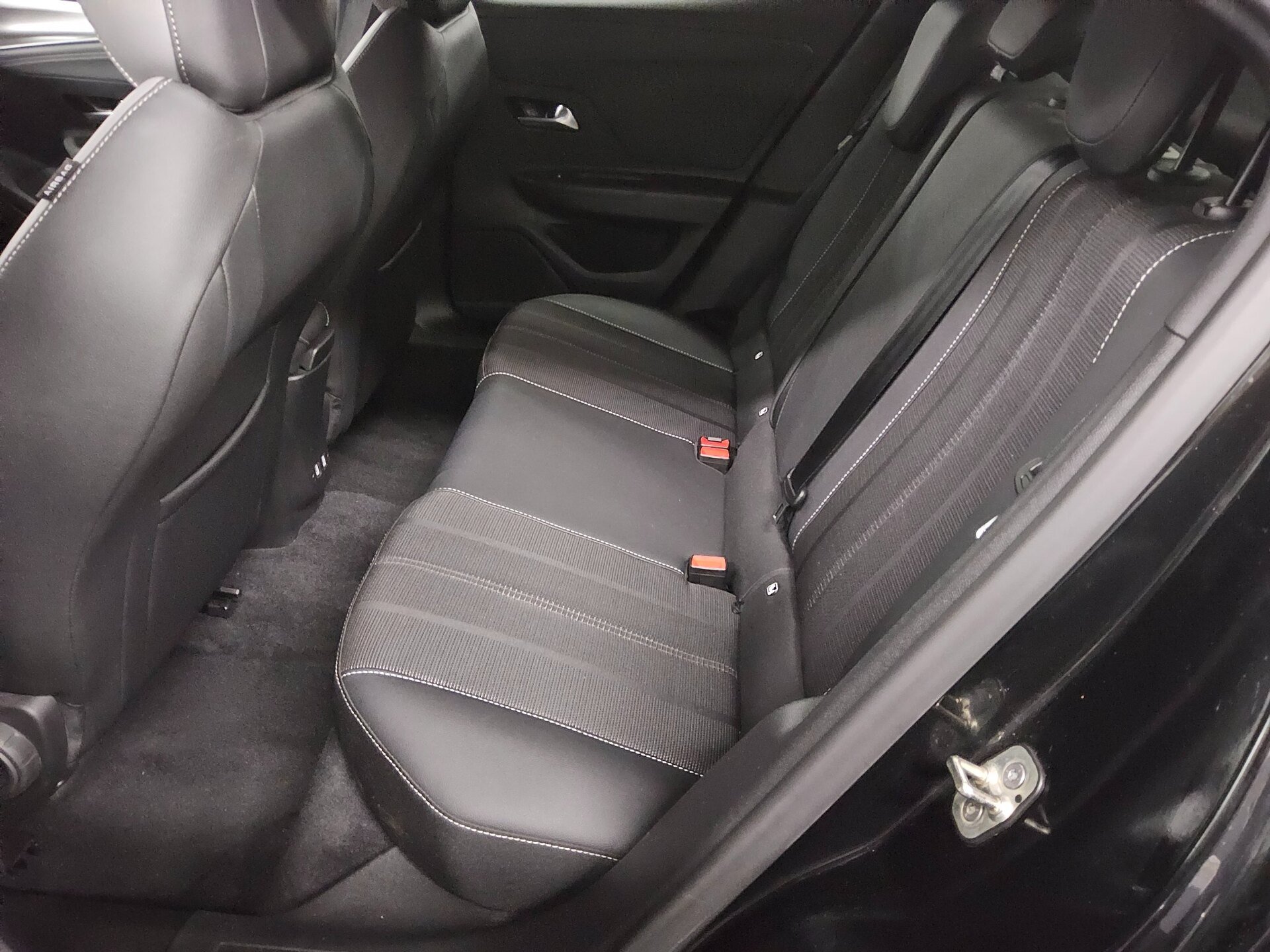 Opel Mokka 1.2 Turbo Elegance T-Leder Navi LED DC RfK 13