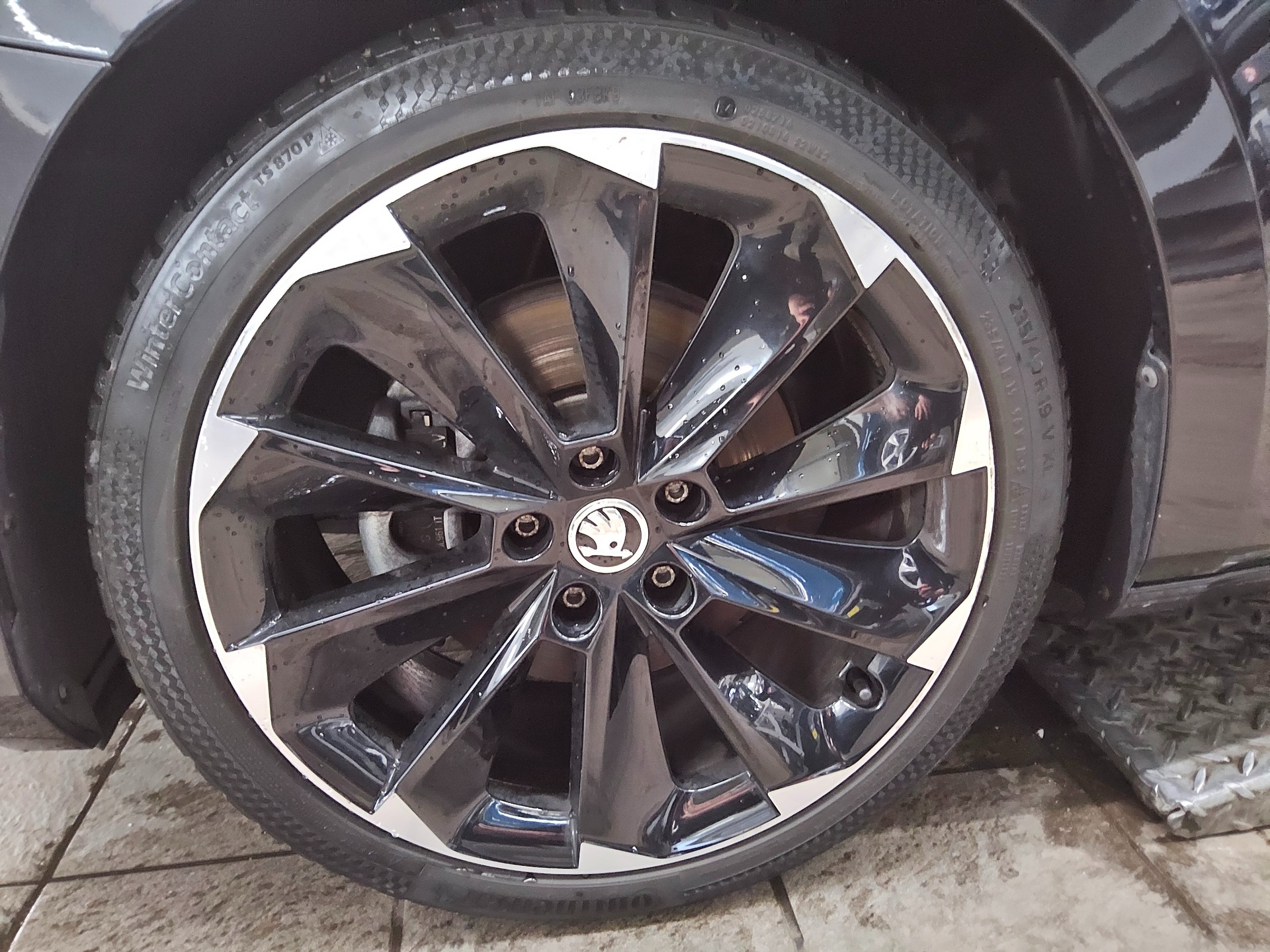 Skoda Superb Kombi 1.4 TSI iV SportLine Nav vc LED AHK 11