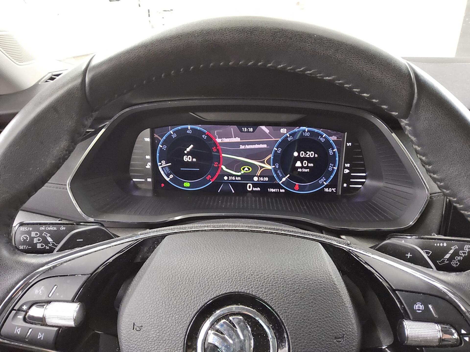 Skoda Octavia Kombi 2.0 TDI Ambition Navi LED vc AHK 8