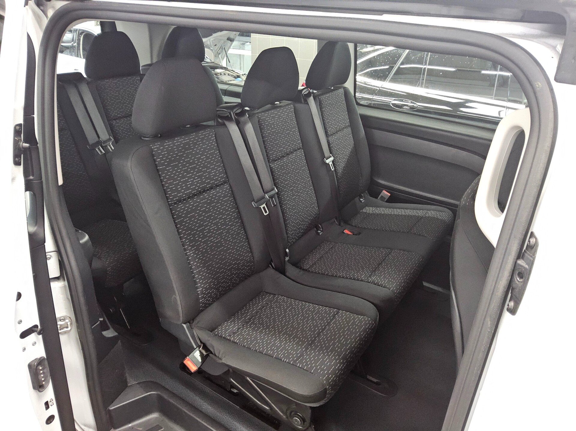 Mercedes-Benz Vito CDI Tourer Pro extralang 8-Sitze Navi RFK 13