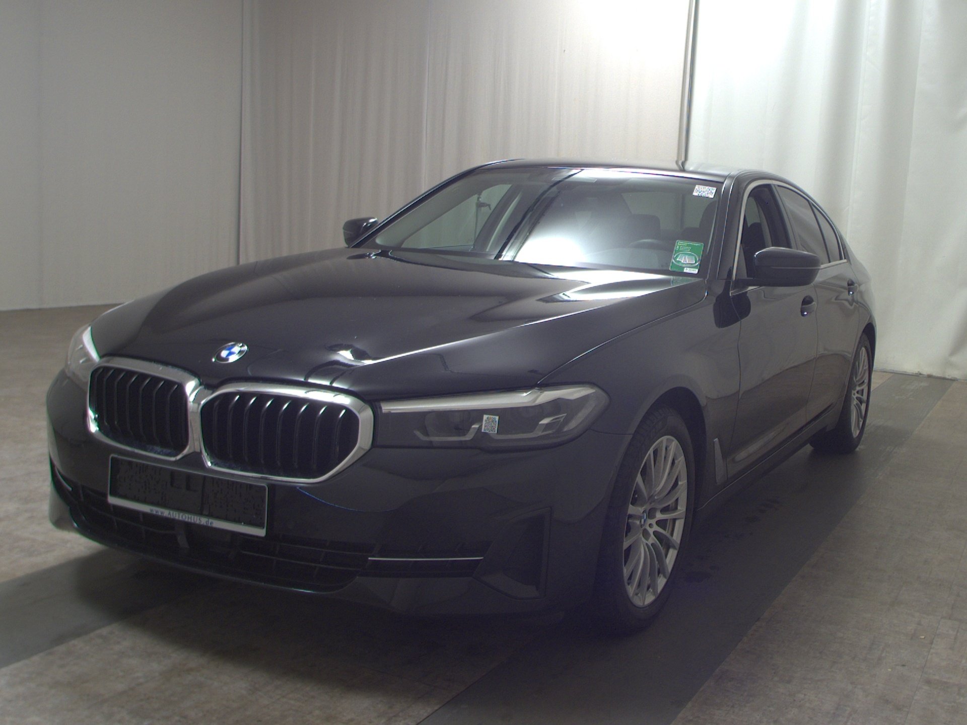 BMW 520dA LED Navi LC-Pro Kamera StandHzg ACC 2