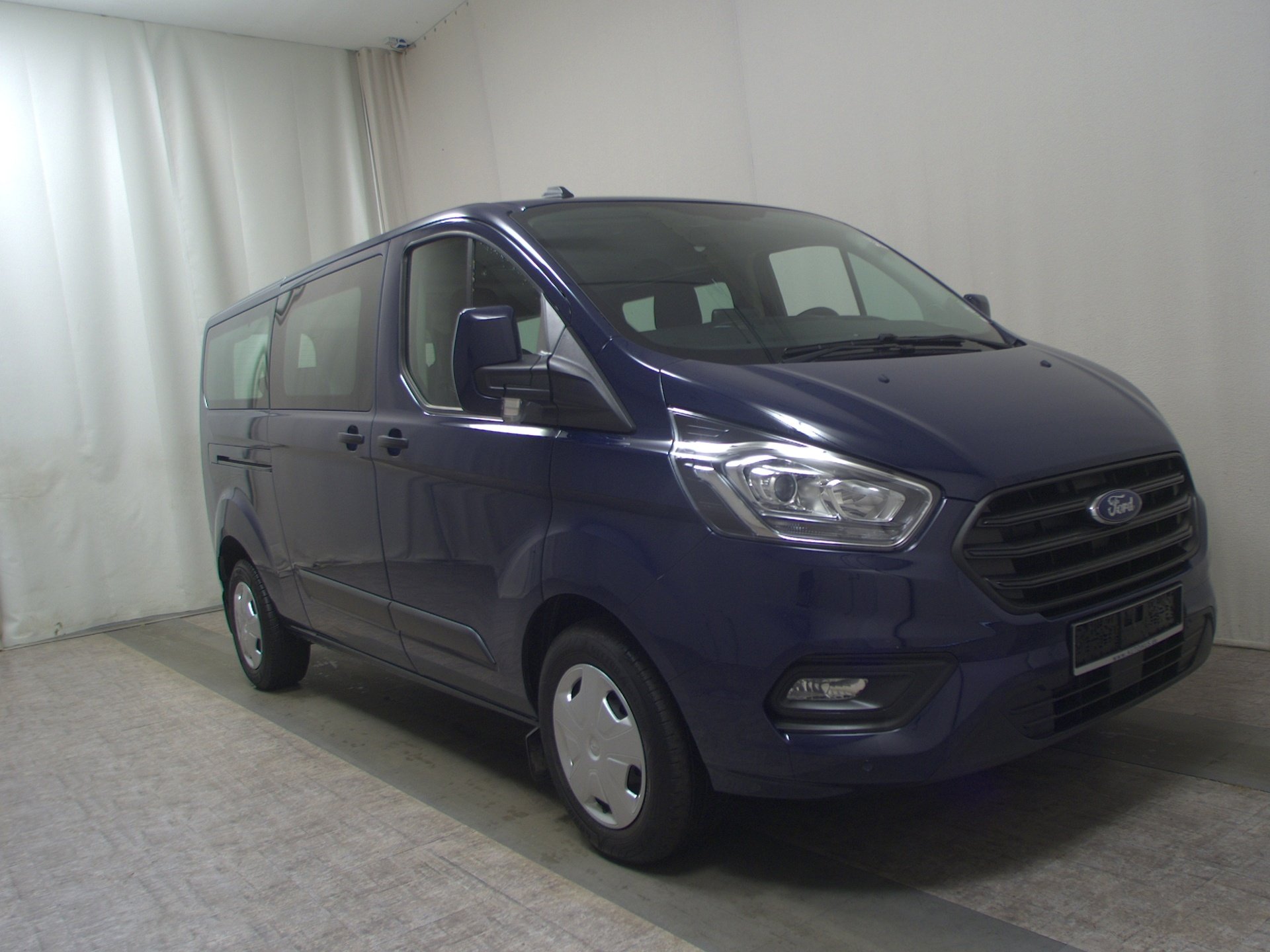 Ford Transit Custom 2.0 EB L2 Trend 8-Sitze Navi PDC 3