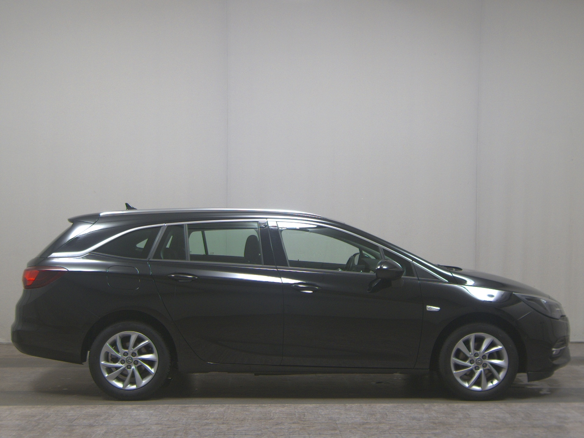 Opel Astra ST 1.2 Turbo Elegance T-Leder Navi LED