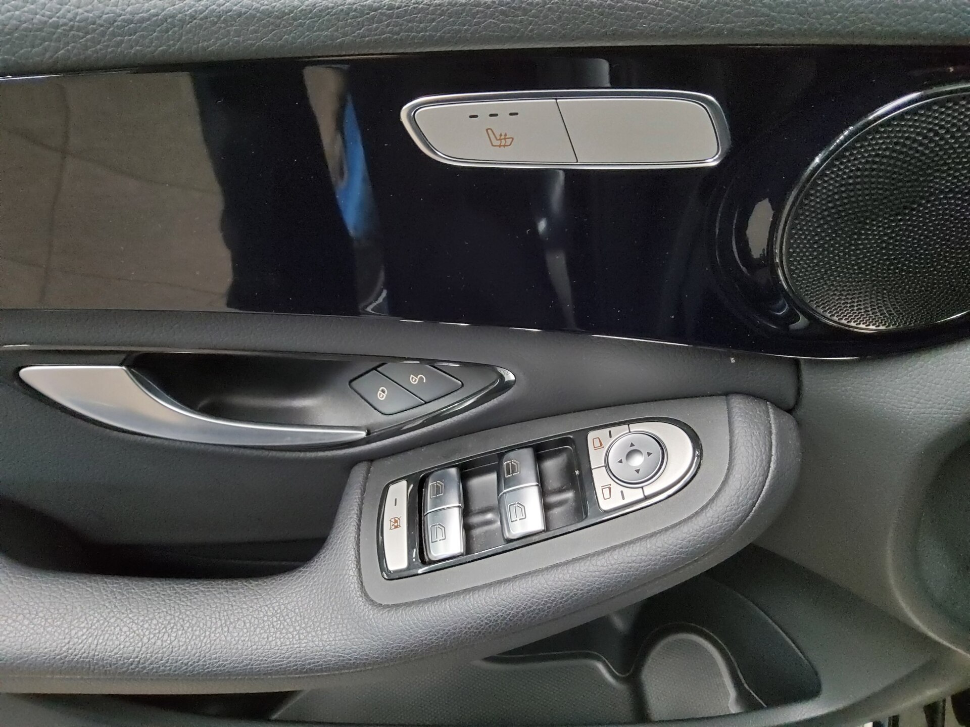 Mercedes-Benz C 220 T d Avantgarde Navi LED Kamera StandHzg 9