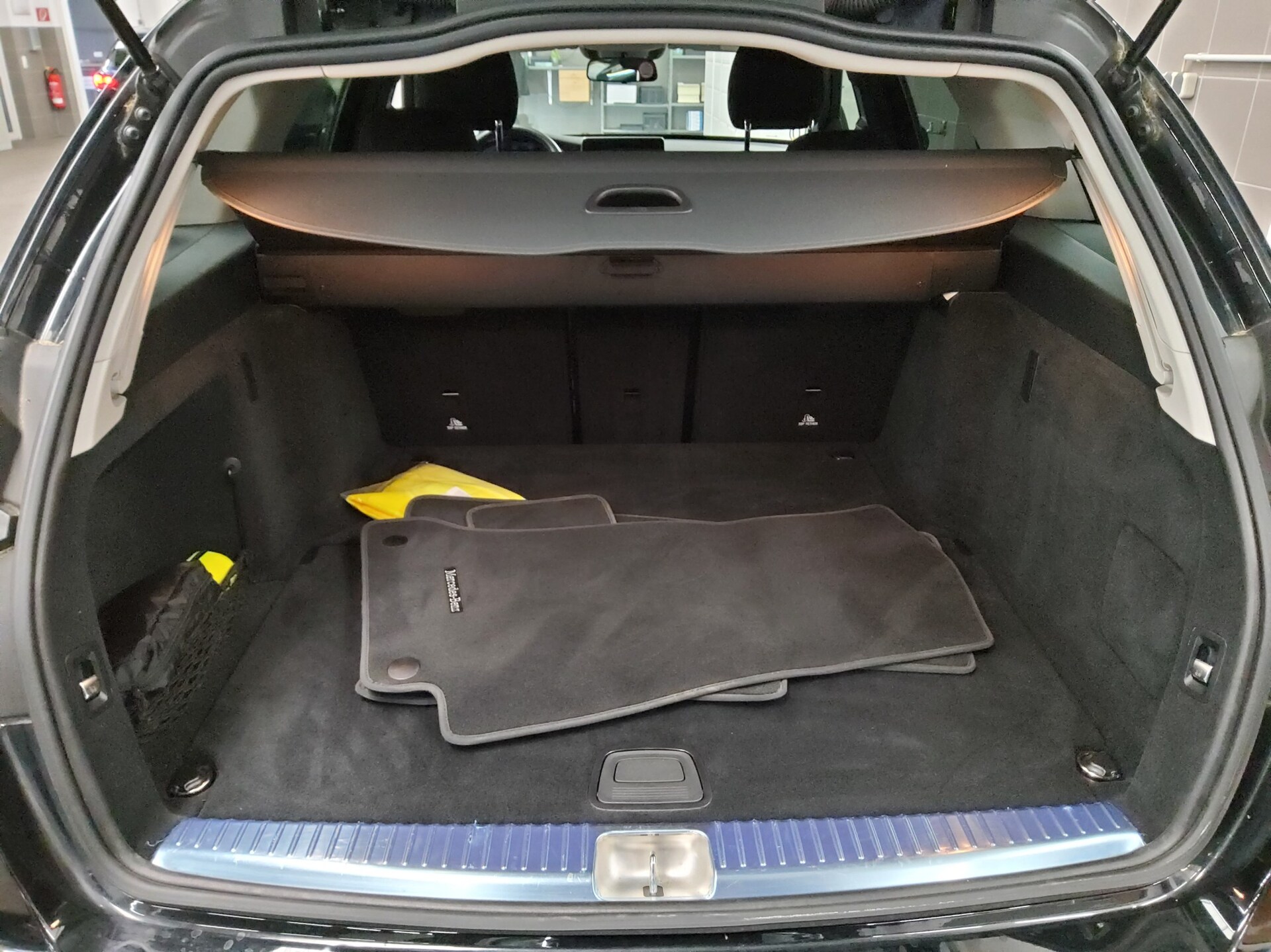 Mercedes-Benz C 220 T d Avantgarde Navi LED Kamera StandHzg 11