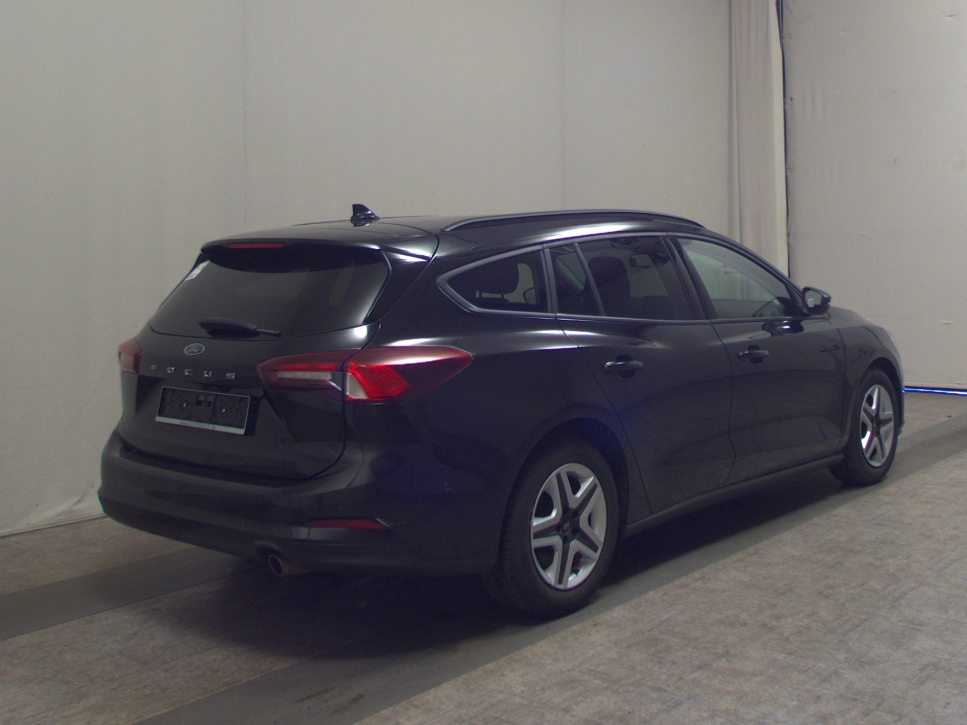 Ford Focus Turnier 1.5 EB Cool&Connect Navi LED Shz 4