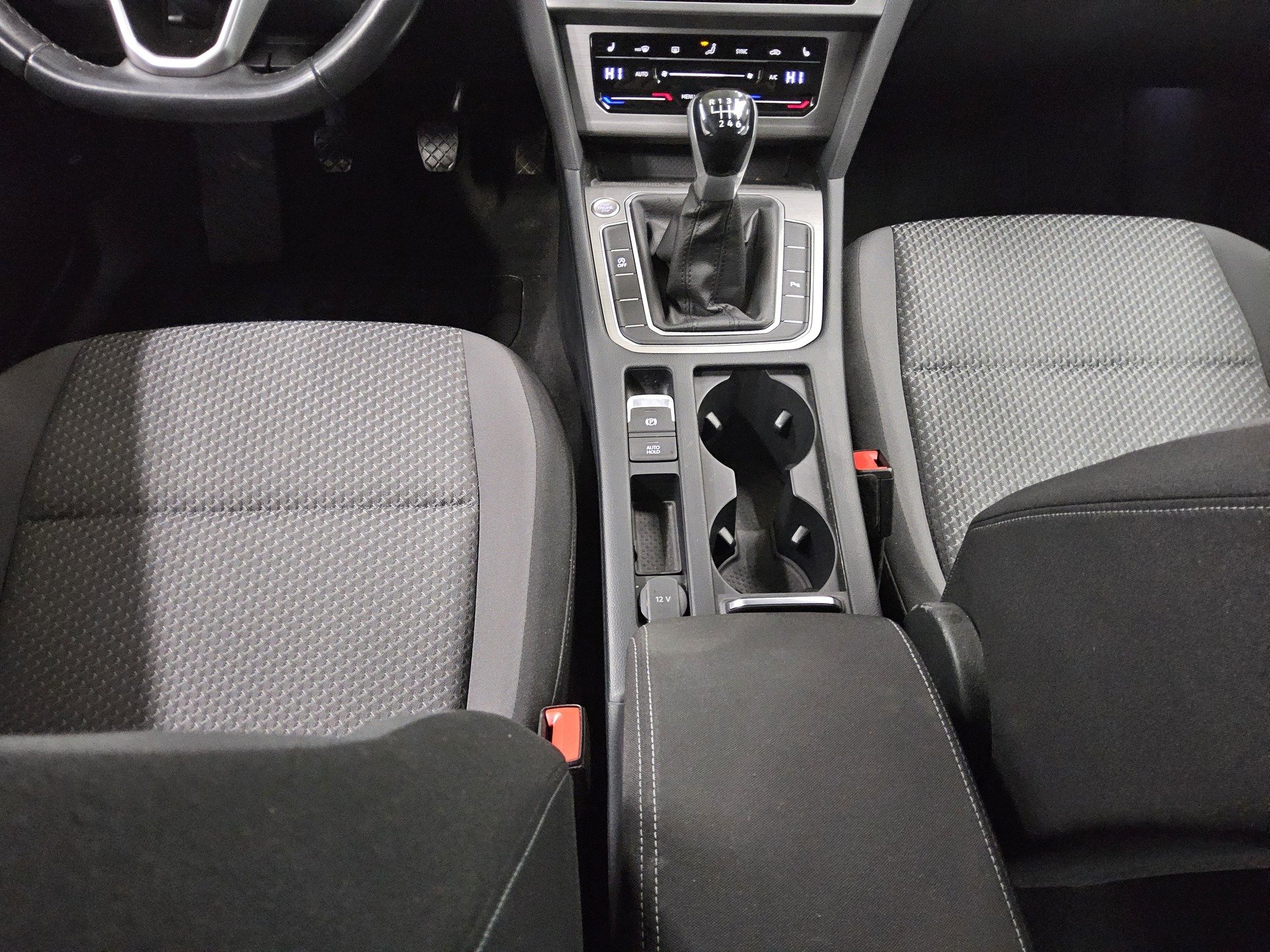 Volkswagen Passat Var. 2.0 TDI Navi LED Kamera Shz 6