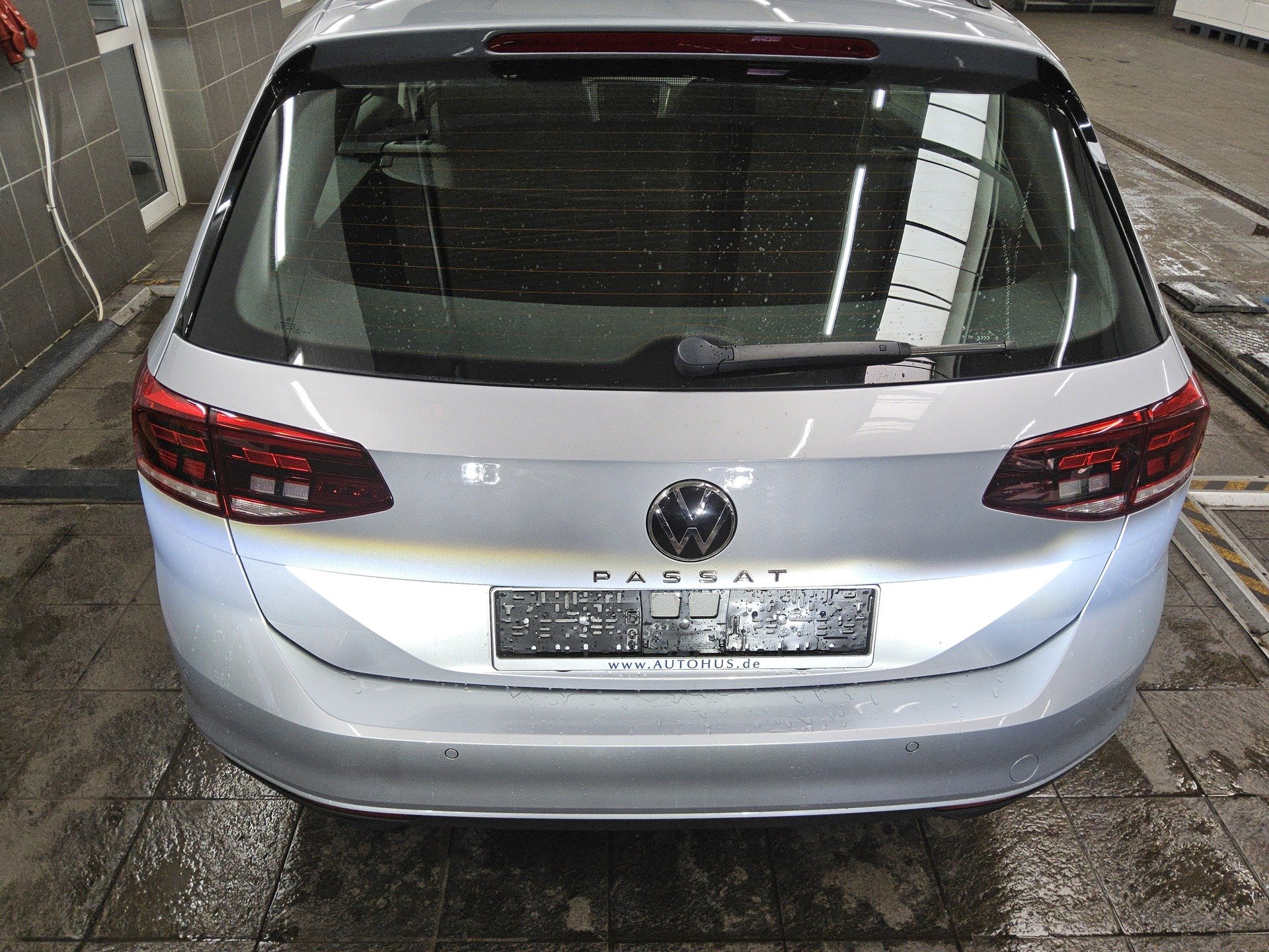 Volkswagen Passat Var. 2.0 TDI Navi LED Kamera Shz 11