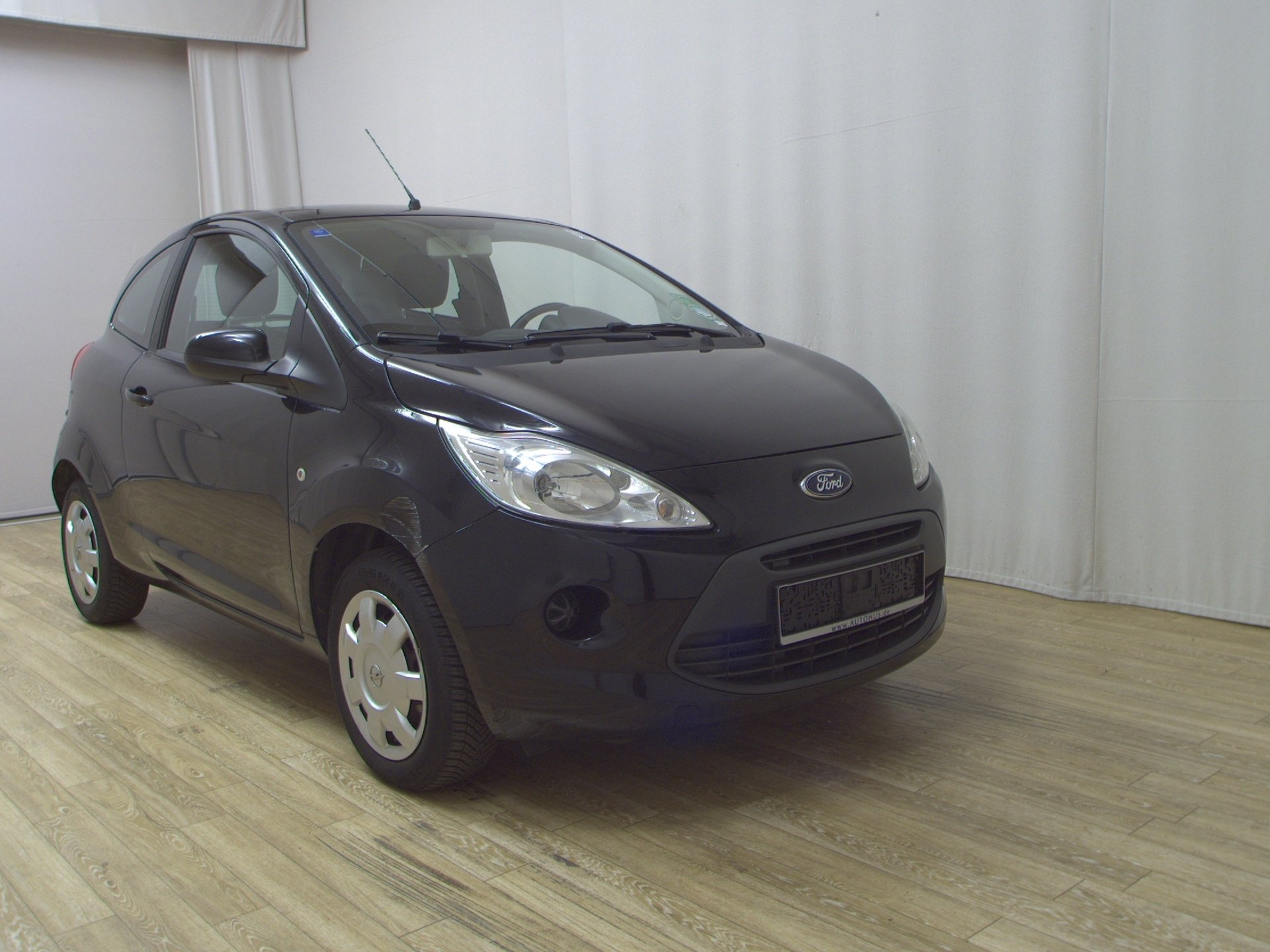 Ford Ka 1.2 Champ.-Edit. SHZ Klima HU08/27 3