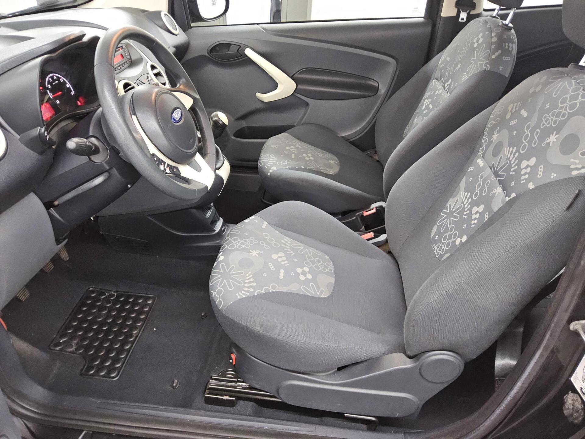 Ford Ka 1.2 Champ.-Edit. SHZ Klima HU08/27 8