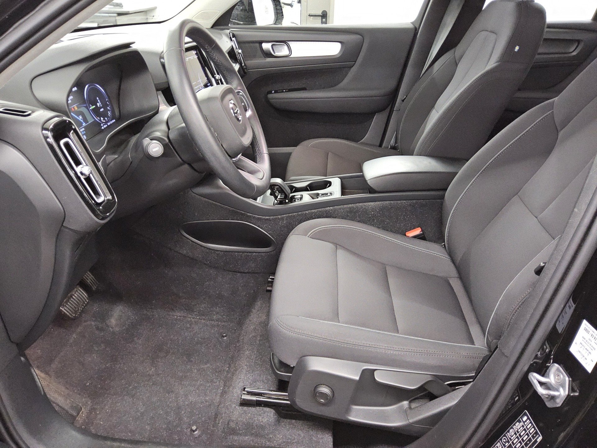 Volvo XC40 T4 Recharge Inscription Navi LED Kamera 9