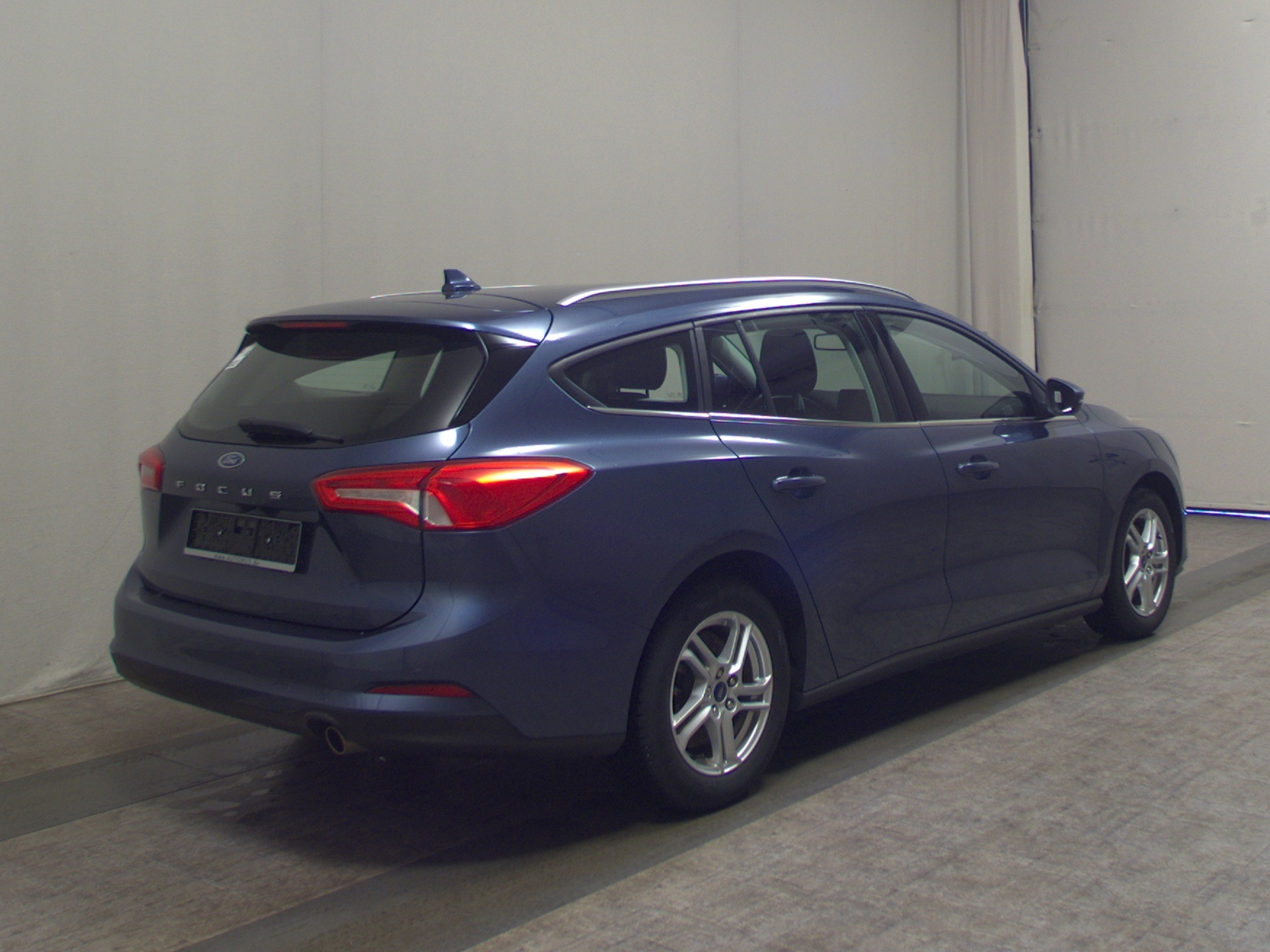 Ford Focus Turnier 1.0 EB Cool&Connect Navi LED PDC 4