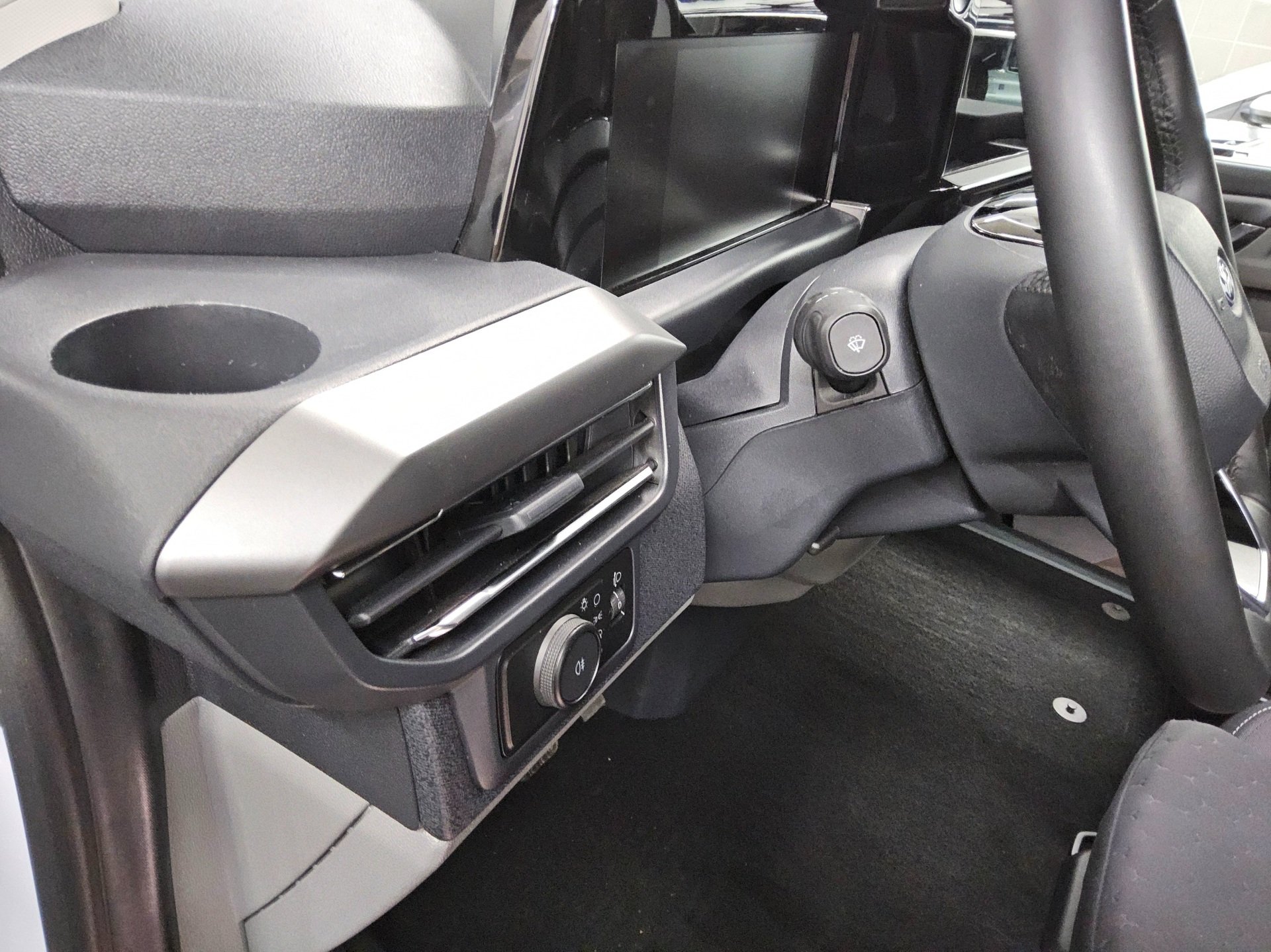Ford Tourneo Custom 2.0 EB Titanium 8-Sitzer Navi LED 10