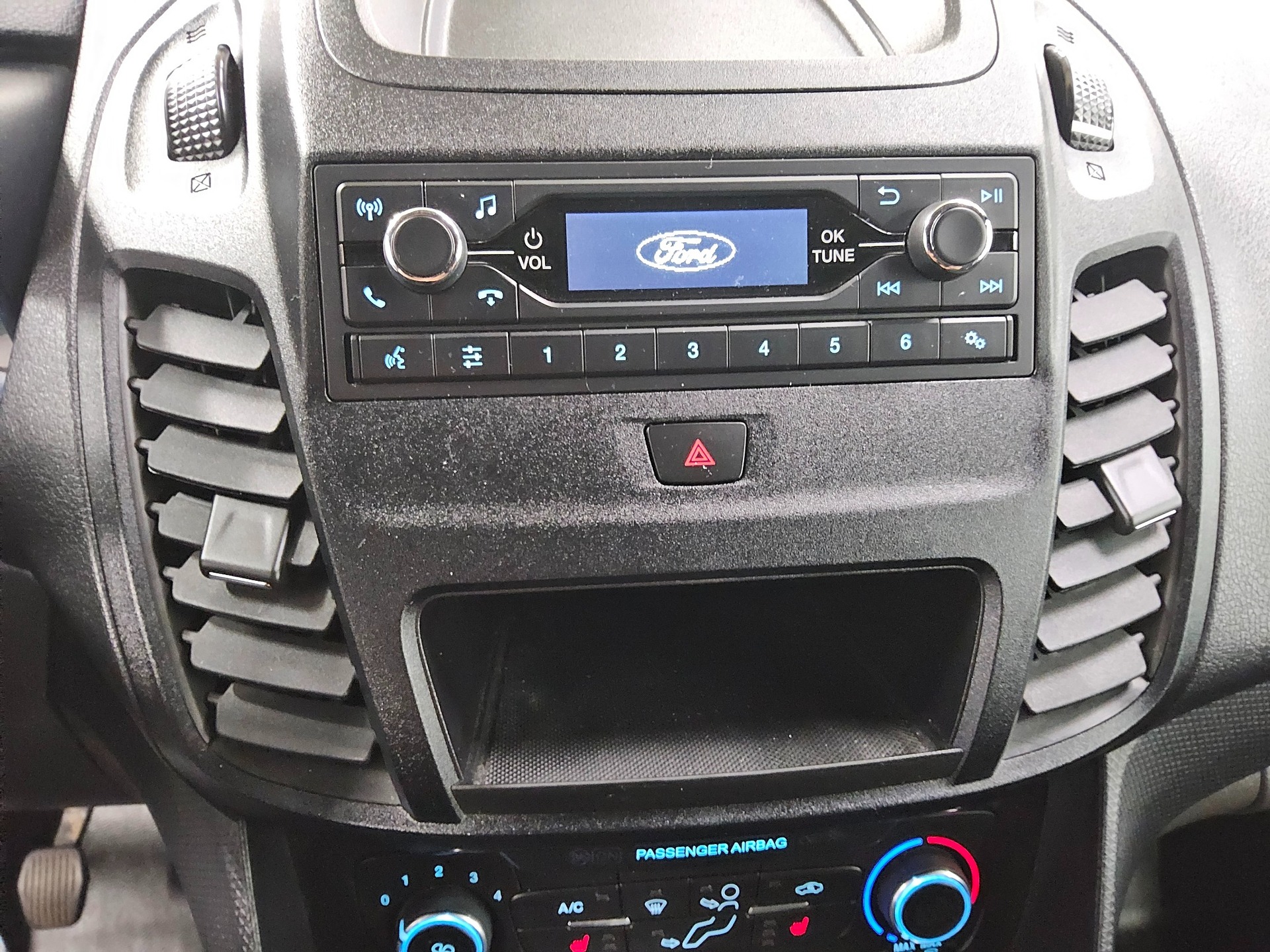 Ford Transit Connect 1.5 EB Trend Klima PDC DAB 7