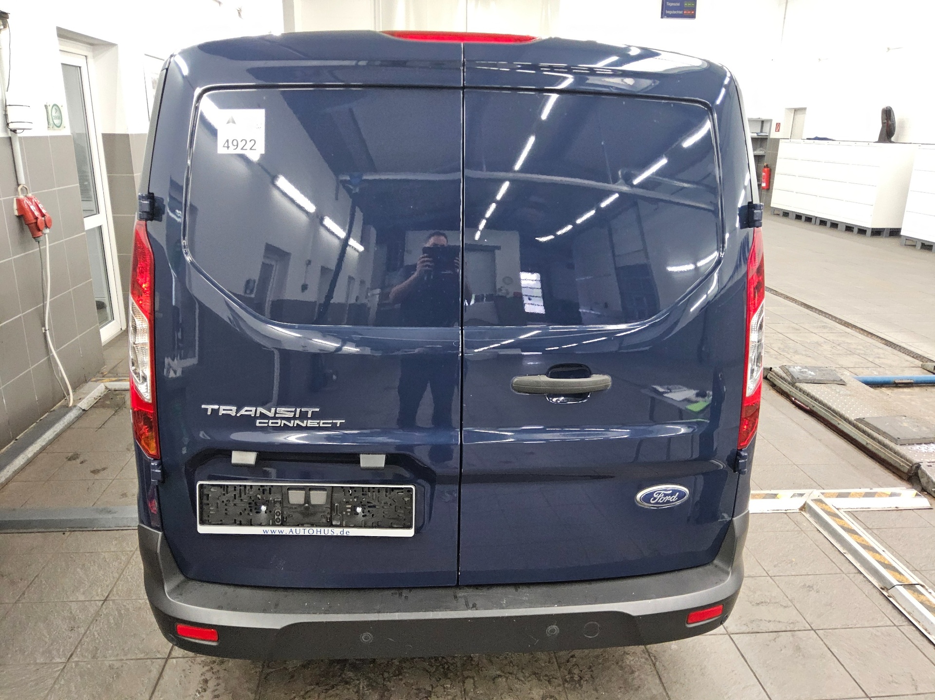 Ford Transit Connect 1.5 EB Trend Klima PDC DAB 10