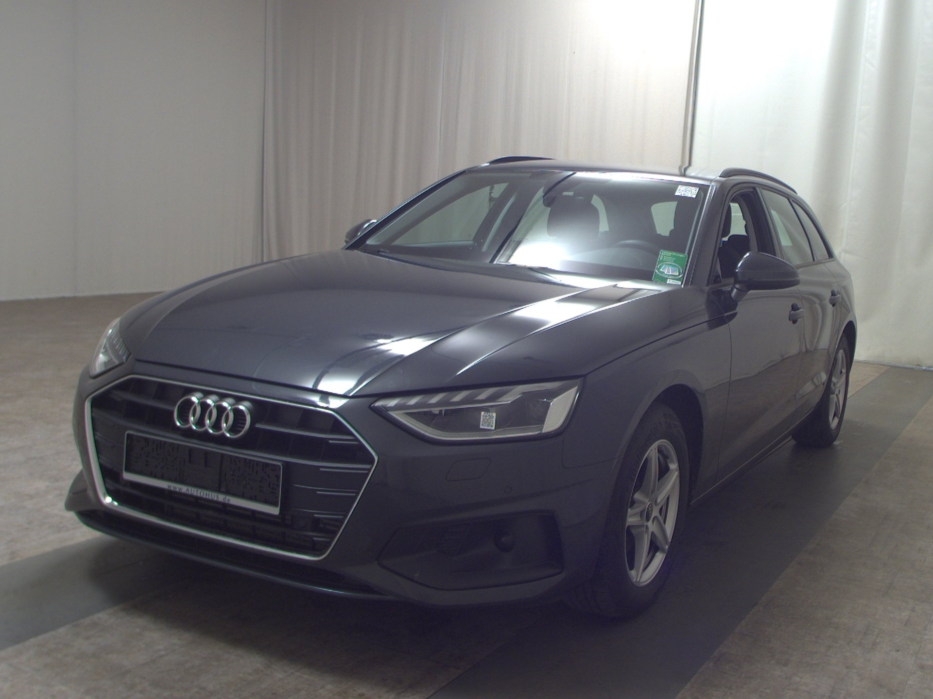 Audi A4 Avant 35 TFSI Leder Navi Matrix StHzg RFK ACC 2