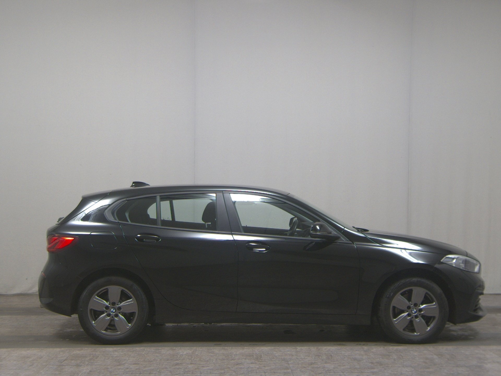 BMW 118dA Advantage Navi LED LC Pro HuD PDC SHZ