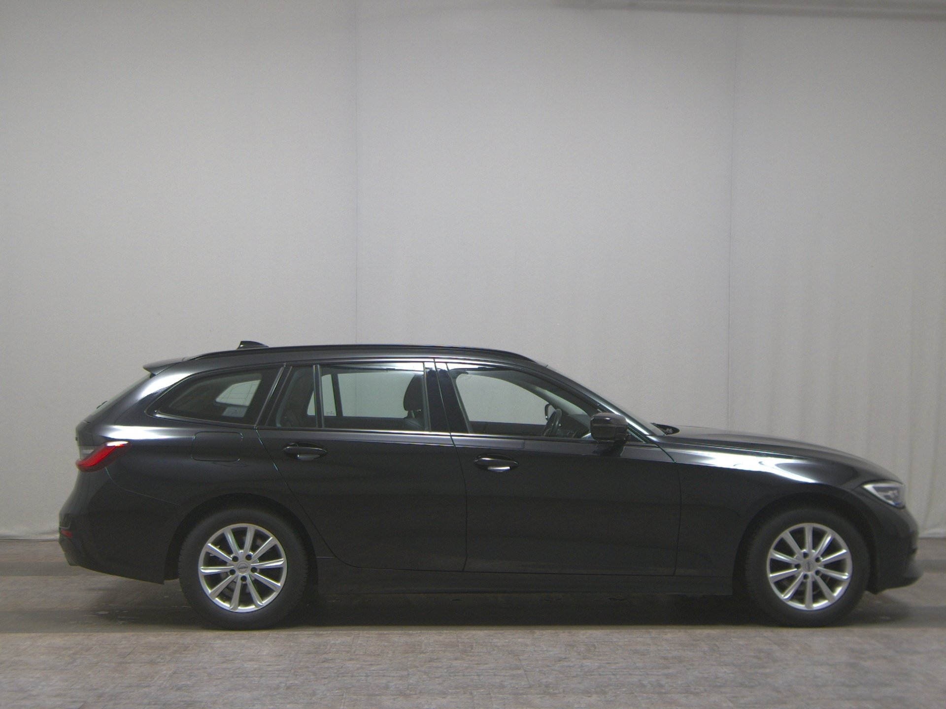 BMW 320dA Touring Sport-Line Nav LED LC-Pro AHK HiFi