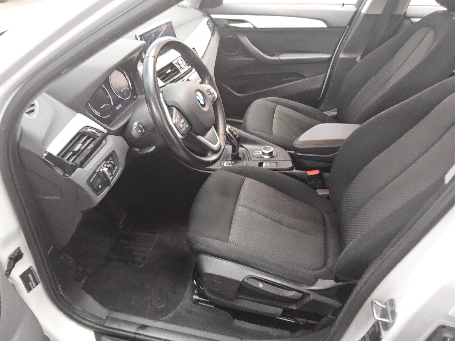 BMW X1 sDrive20d Advantage Navi LED HiFi RFK 8