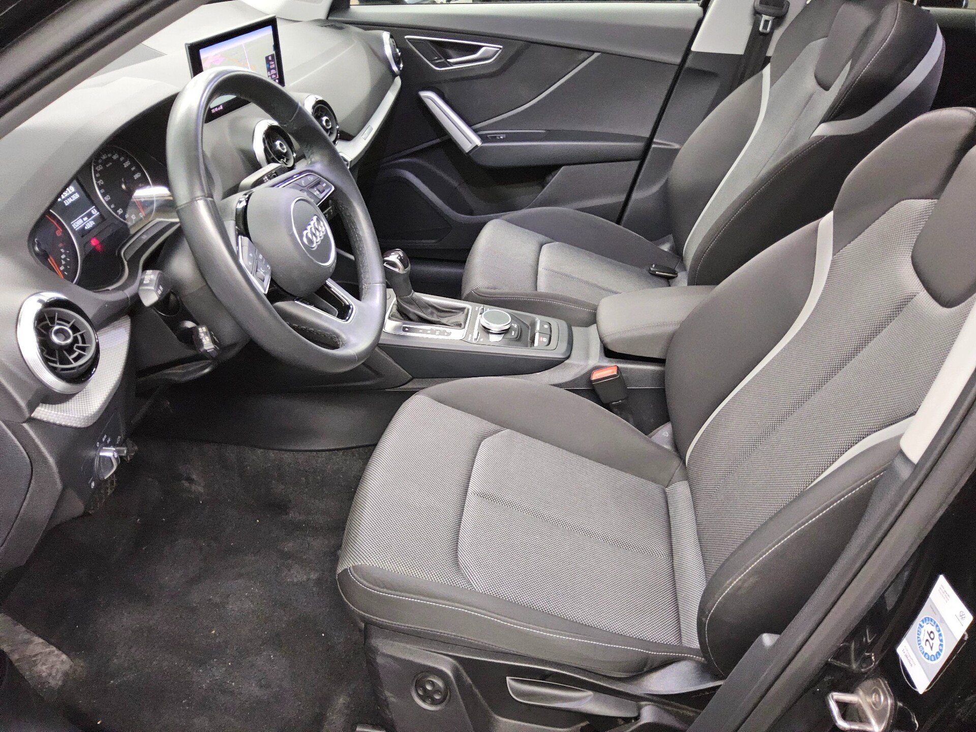 Audi Q2 35 TDI Navi Panorama LED Kamera SHZ 8