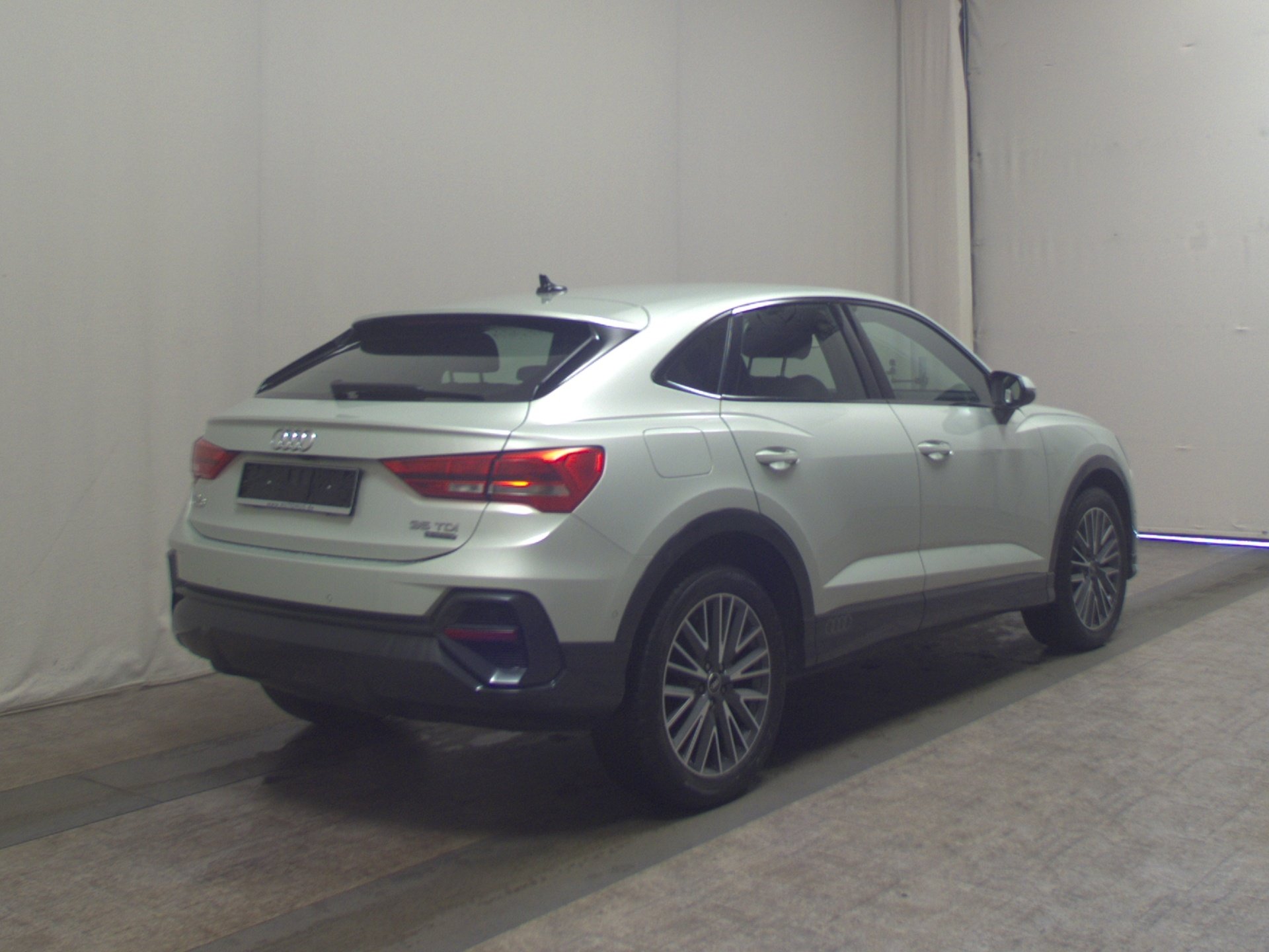 Audi Q3 Sportback 35 TDI Qu. S-Line T-Leder Navi LED 4