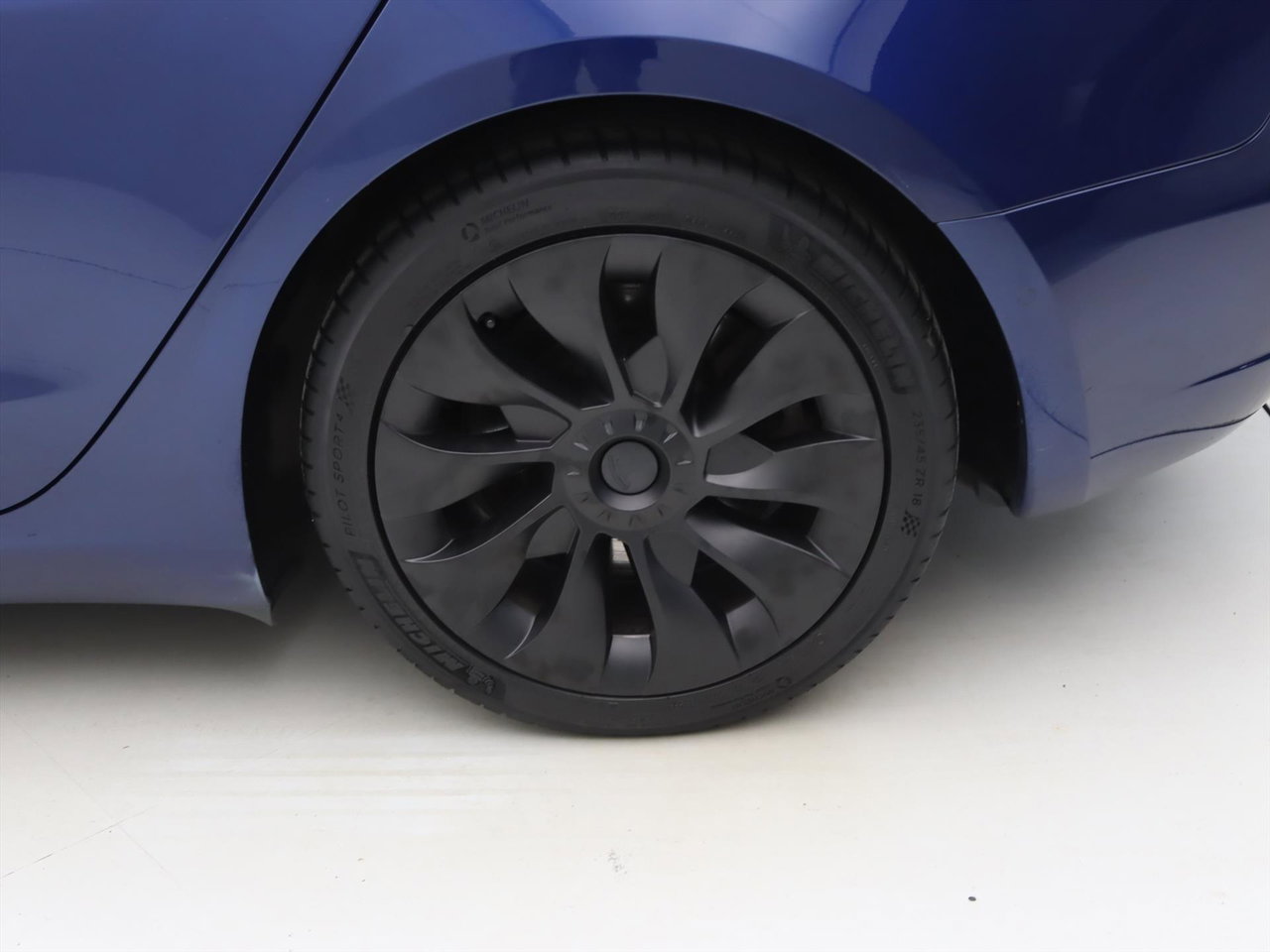 Tesla Model 3 Standard RWD Plus 86.6% SoH [ TREKHAAK+AUTOPILOT+60 kWh+PREMIUM AUDIO ] 21