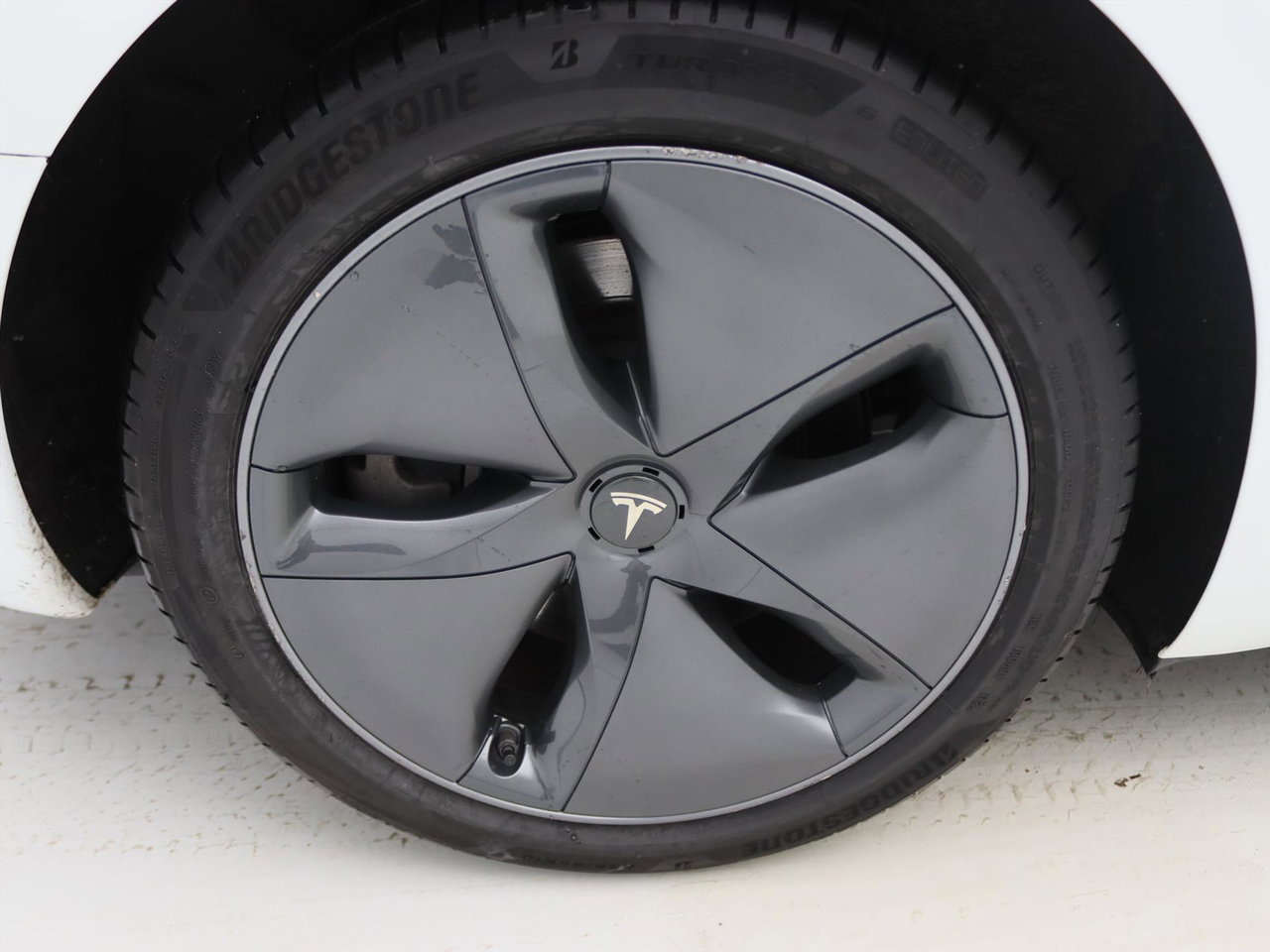 Tesla Model 3 Standard RWD Plus 92% SoH [ LFP-ACCU+AUTOPILOT+60 kWh+PREMIUM AUDIO ] 8