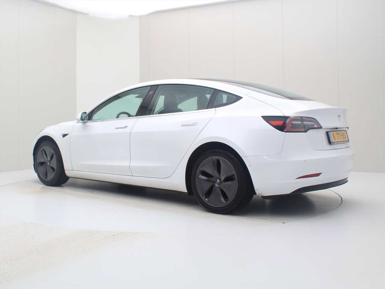 Tesla Model 3 Standard RWD Plus 92% SoH [ LFP-ACCU+AUTOPILOT+60 kWh+PREMIUM AUDIO ] 3