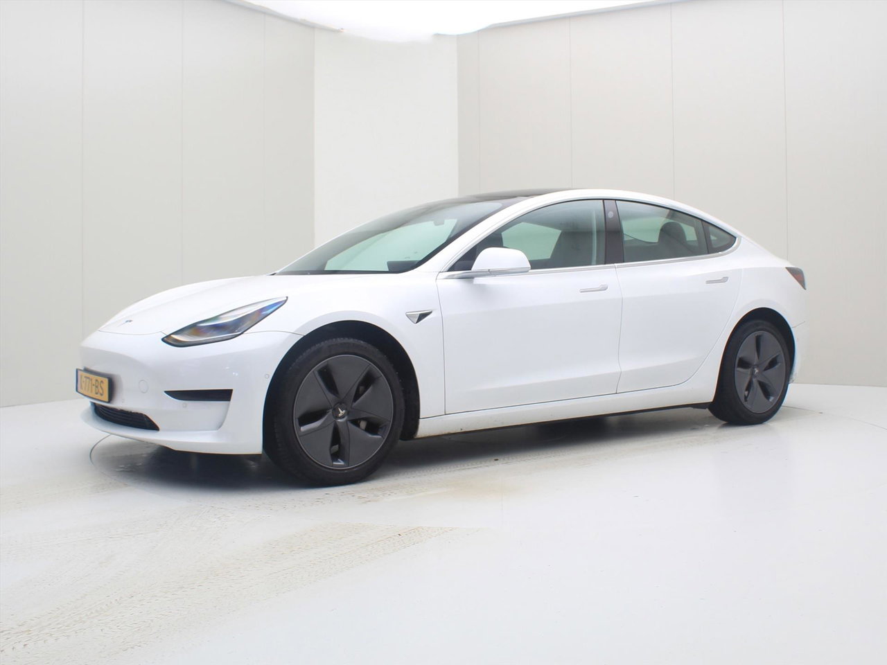 Tesla Model 3 Standard RWD Plus 92% SoH [ LFP-ACCU+AUTOPILOT+60 kWh+PREMIUM AUDIO ] 7