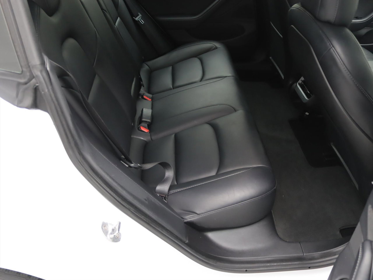 Tesla Model 3 Long-Range AWD 351pk 75 kWh FACELIFT 87% SoH [ WARMTEPOMP+AUTOPILOT+620KM WLTP+19 INCH+PREMIUM AUDIO ] 14