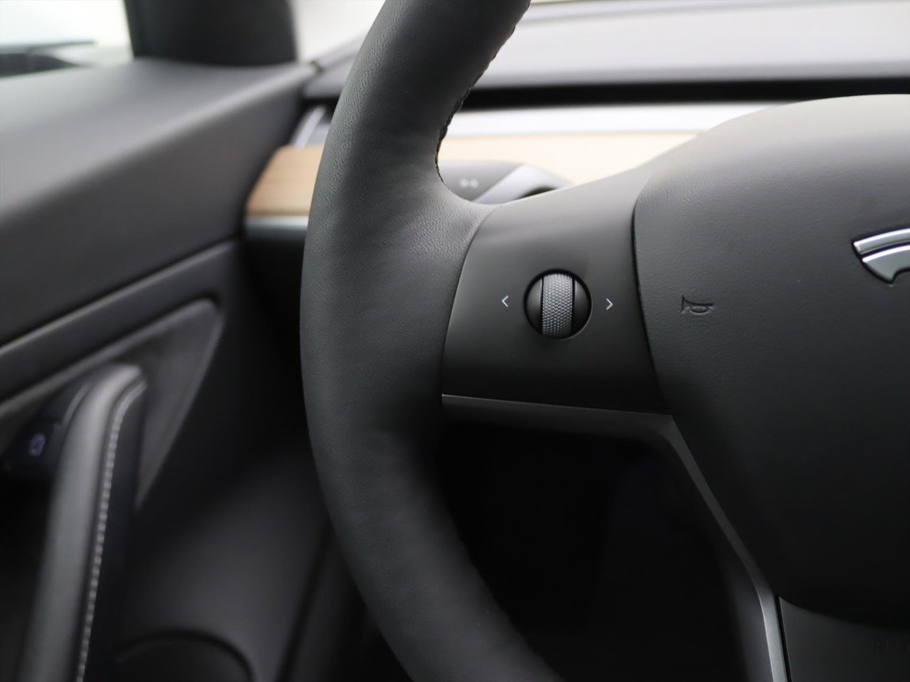 Tesla Model 3 Long-Range AWD 351pk 75 kWh FACELIFT 87% SoH [ WARMTEPOMP+AUTOPILOT+620KM WLTP+19 INCH+PREMIUM AUDIO ] 25