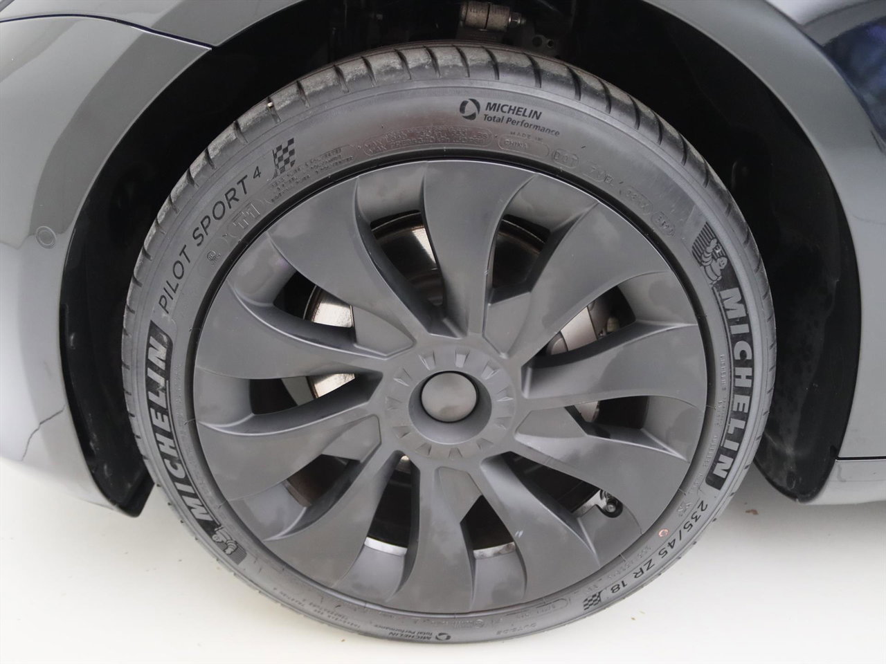 Tesla Model 3 Standard RWD Plus 89% SoH [ LFP-ACCU+AUTOPILOT+60 kWh+PREMIUM AUDIO ] 11