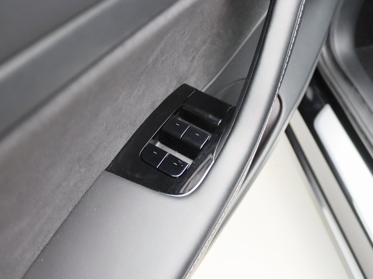Tesla Model 3 Standard RWD Plus 89% SoH [ LFP-ACCU+AUTOPILOT+60 kWh+PREMIUM AUDIO ] 19