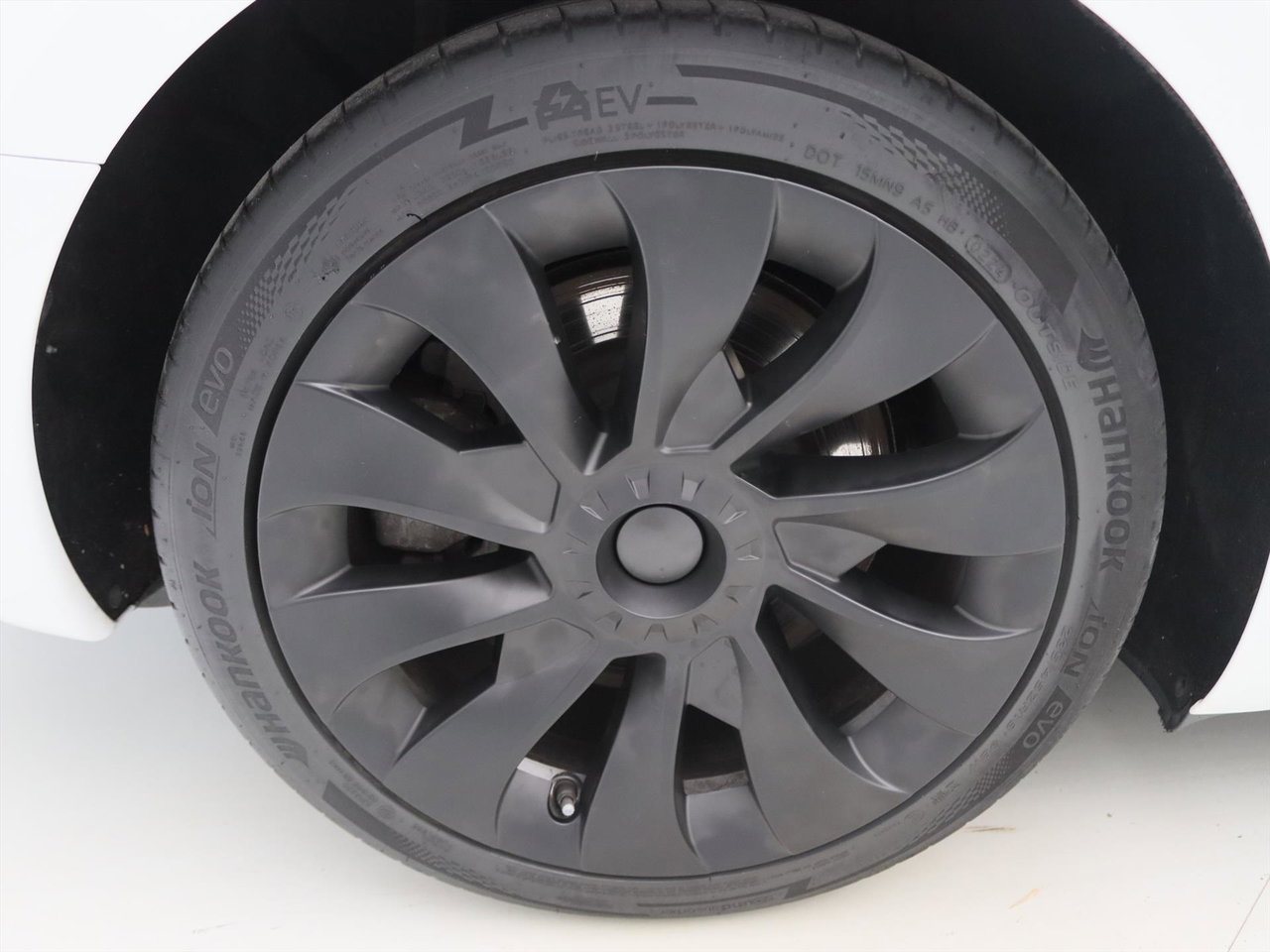 Tesla Model 3 Long-Range AWD 351pk 75 kWh [ FACELIFT+WARMTEPOMP+AUTOPILOT+620KM WLTP+PREMIUM AUDIO ] 9