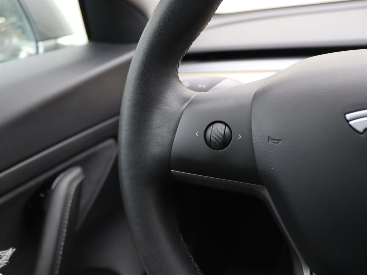 Tesla Model 3 Standard RWD Plus 93% SoH [ LFP-ACCU+AUTOPILOT+60 kWh+PREMIUM AUDIO ] 20