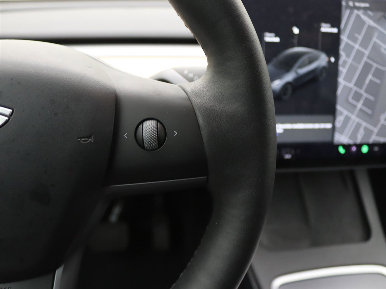 Tesla Model Y Long-Range AWD 351pk 75 kWh [ AUTOPILOT+20 INCH+533KM WLTP+PREMIUM AUDIO ] 28