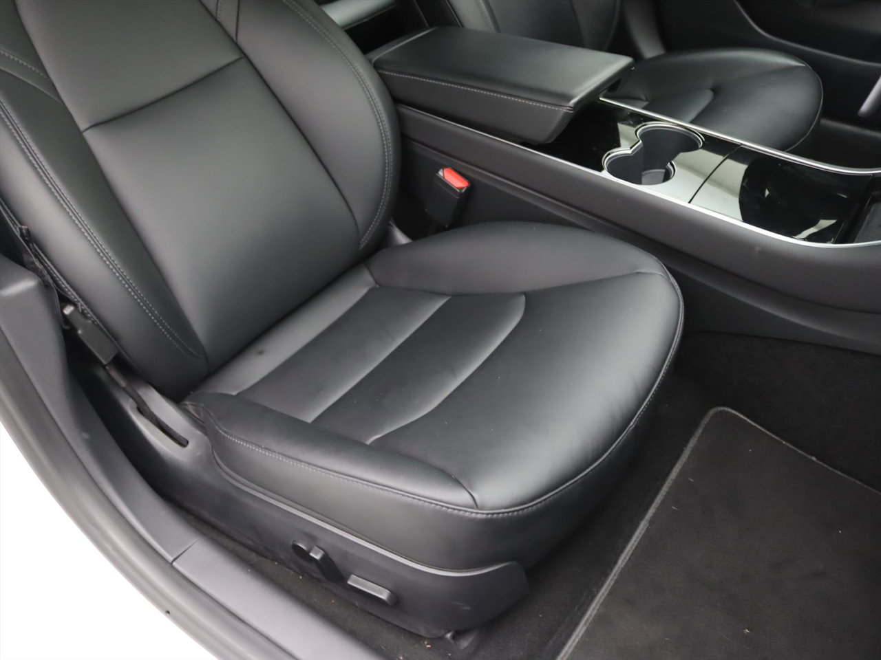 Tesla Model 3 Standard RWD Plus 92% SoH [ LFP-ACCU+AUTOPILOT+60 kWh+PREMIUM AUDIO ] 18