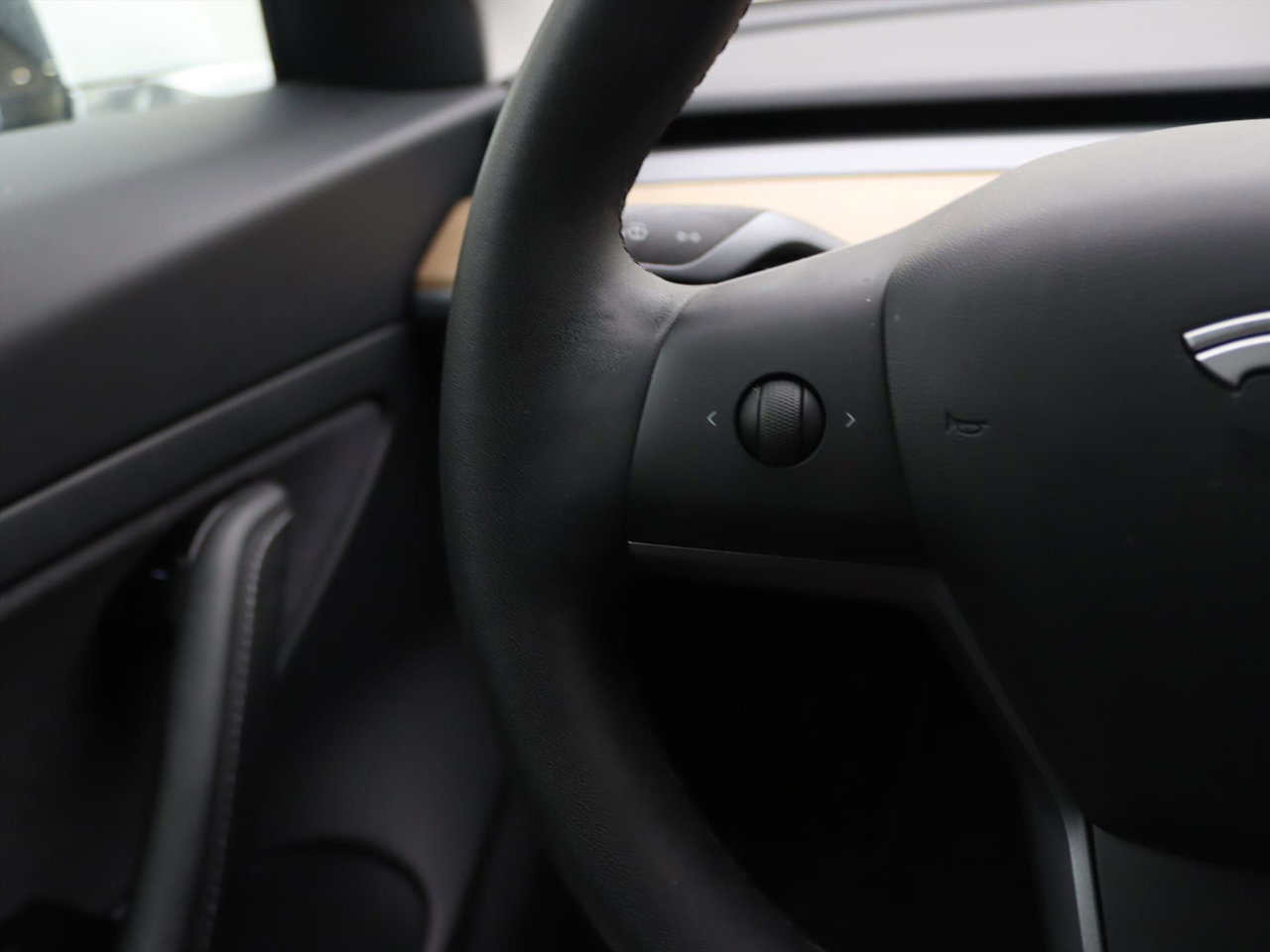 Tesla Model 3 Standard RWD Plus 92% SoH [ LFP-ACCU+AUTOPILOT+60 kWh+PREMIUM AUDIO ] 25