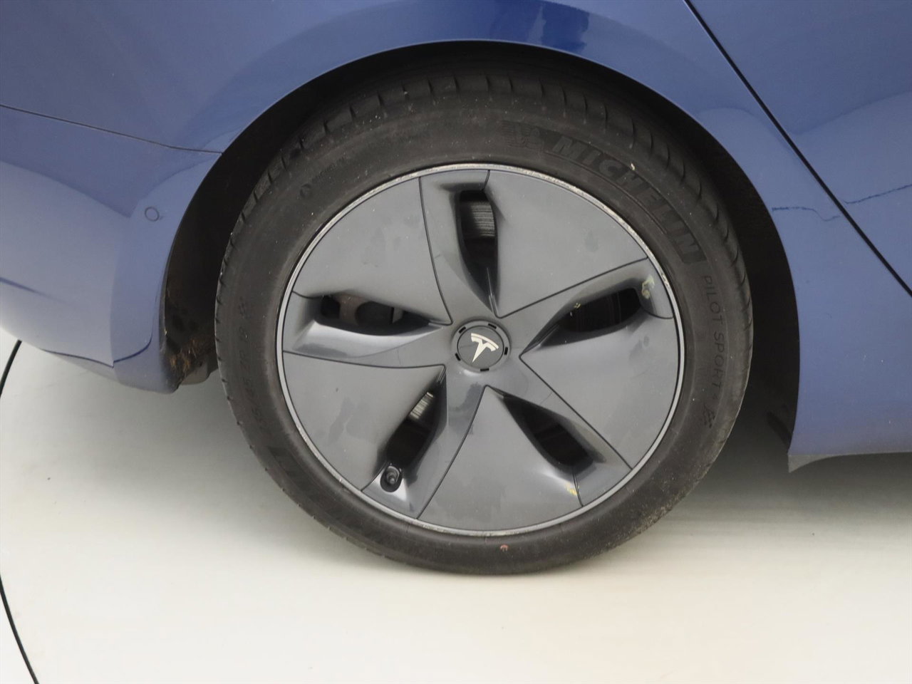 Tesla Model 3 Standard RWD Plus 89% SoH [ LFP-ACCU+AUTOPILOT+60 kWh+PREMIUM AUDIO ] 10