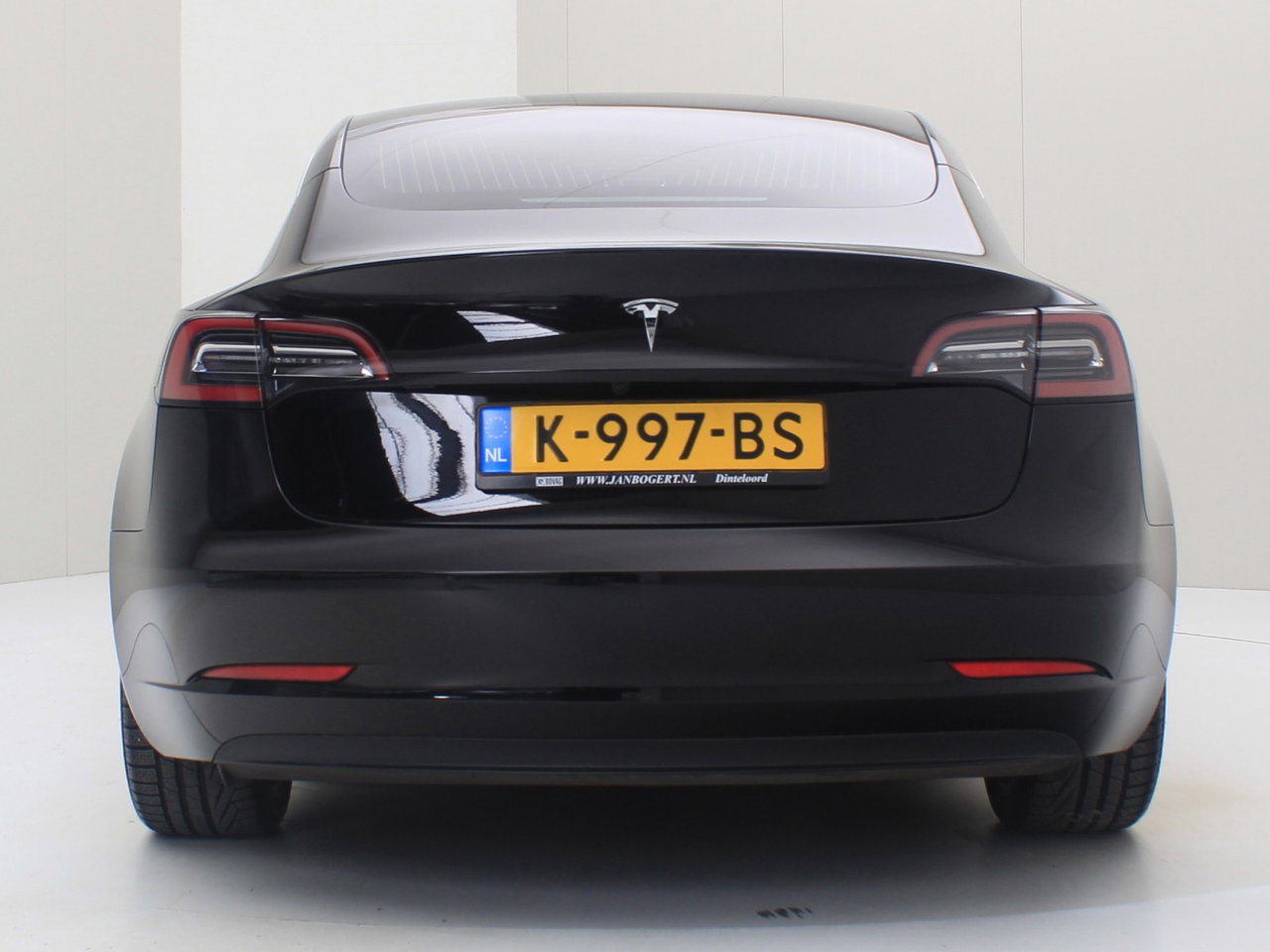 Tesla Model 3 Standard RWD Plus 91% SoH [ LFP-ACCU+AUTOPILOT+60 kWh+PREMIUM AUDIO ] 6