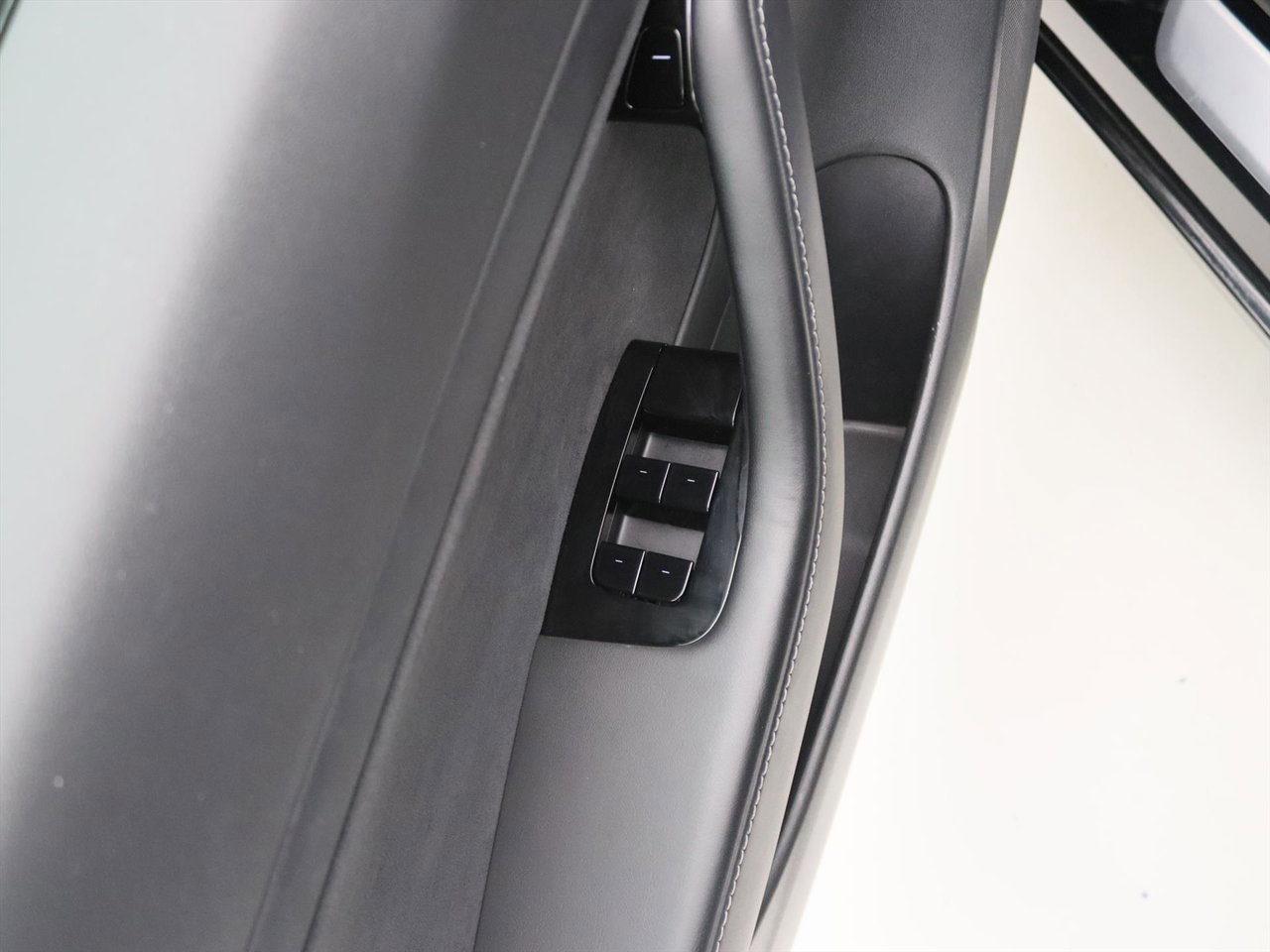 Tesla Model 3 Standard RWD Plus 91% SoH [ LFP-ACCU+AUTOPILOT+60 kWh+PREMIUM AUDIO ] 22