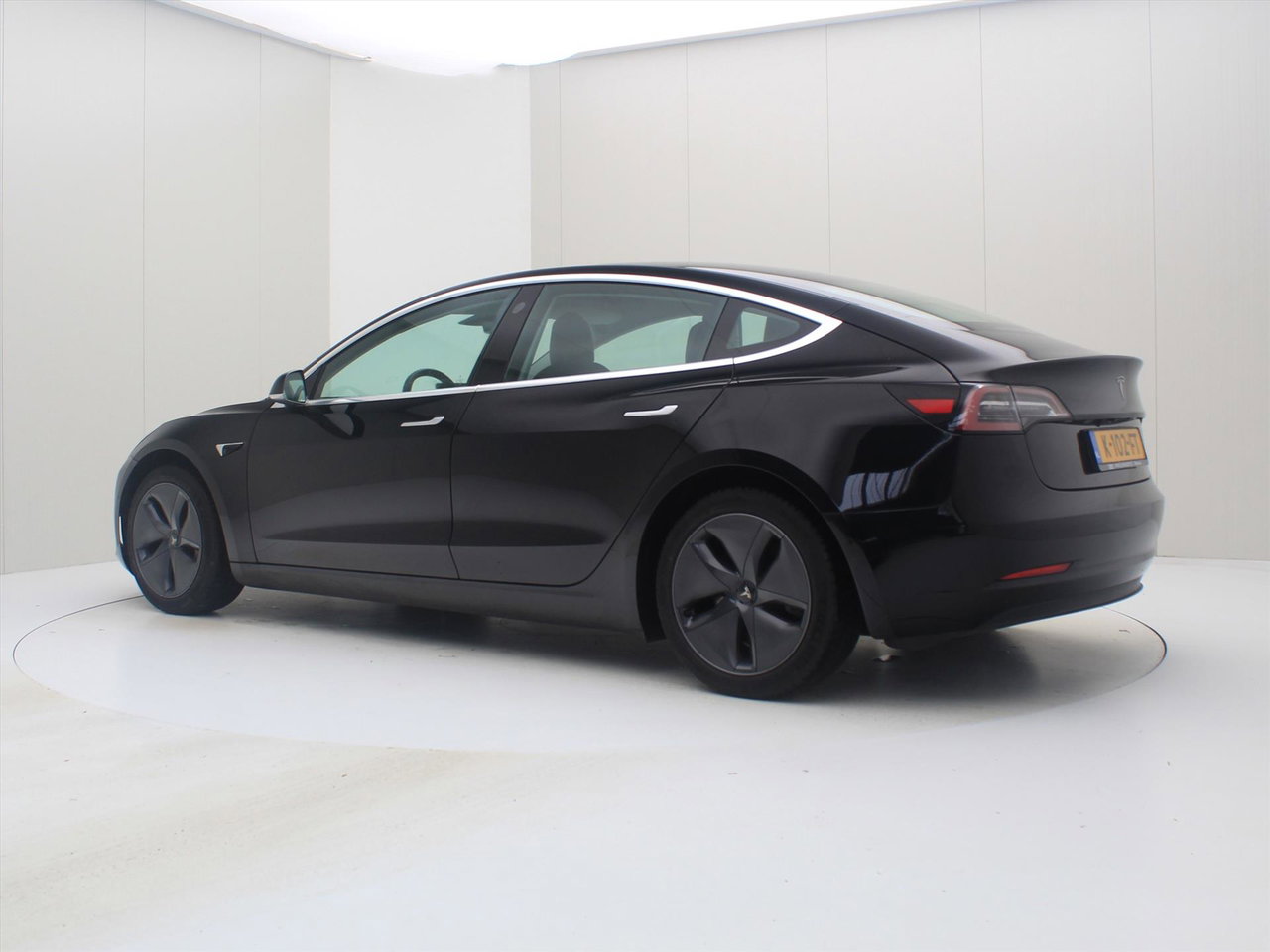 Tesla Model 3 Standard RWD Plus 89% SoH [ LFP-ACCU+AUTOPILOT+60 kWh+PREMIUM AUDIO ] 4