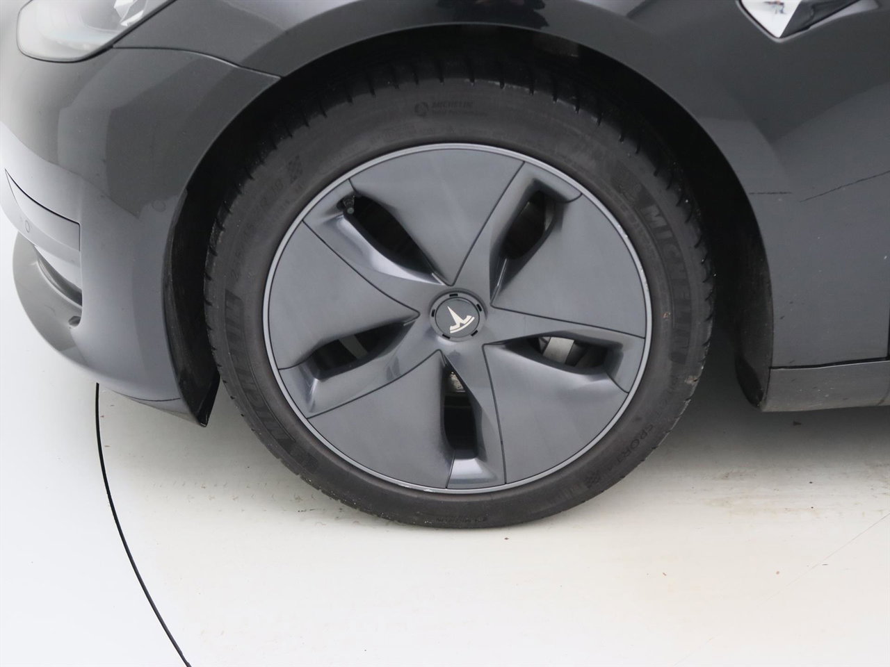 Tesla Model 3 Standard RWD Plus 89% SoH [ LFP-ACCU+AUTOPILOT+60 kWh+PREMIUM AUDIO ] 21