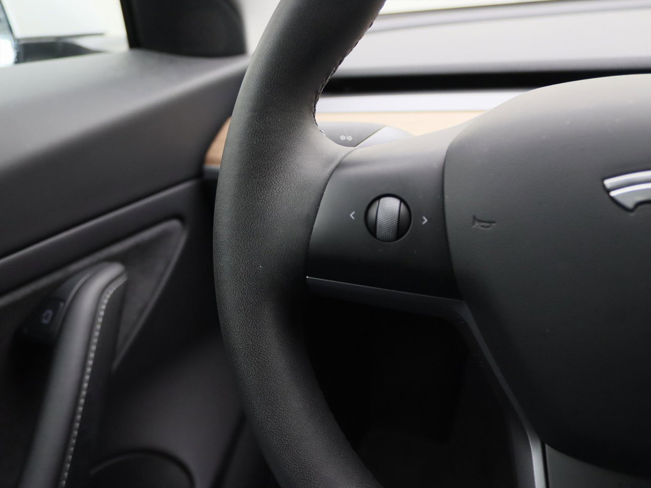 Tesla Model 3 Long-Range AWD 351pk 75 kWh 95% SoH [ FACELIFT+WARMTEPOMP+AUTOPILOT+19 INCH ] 26