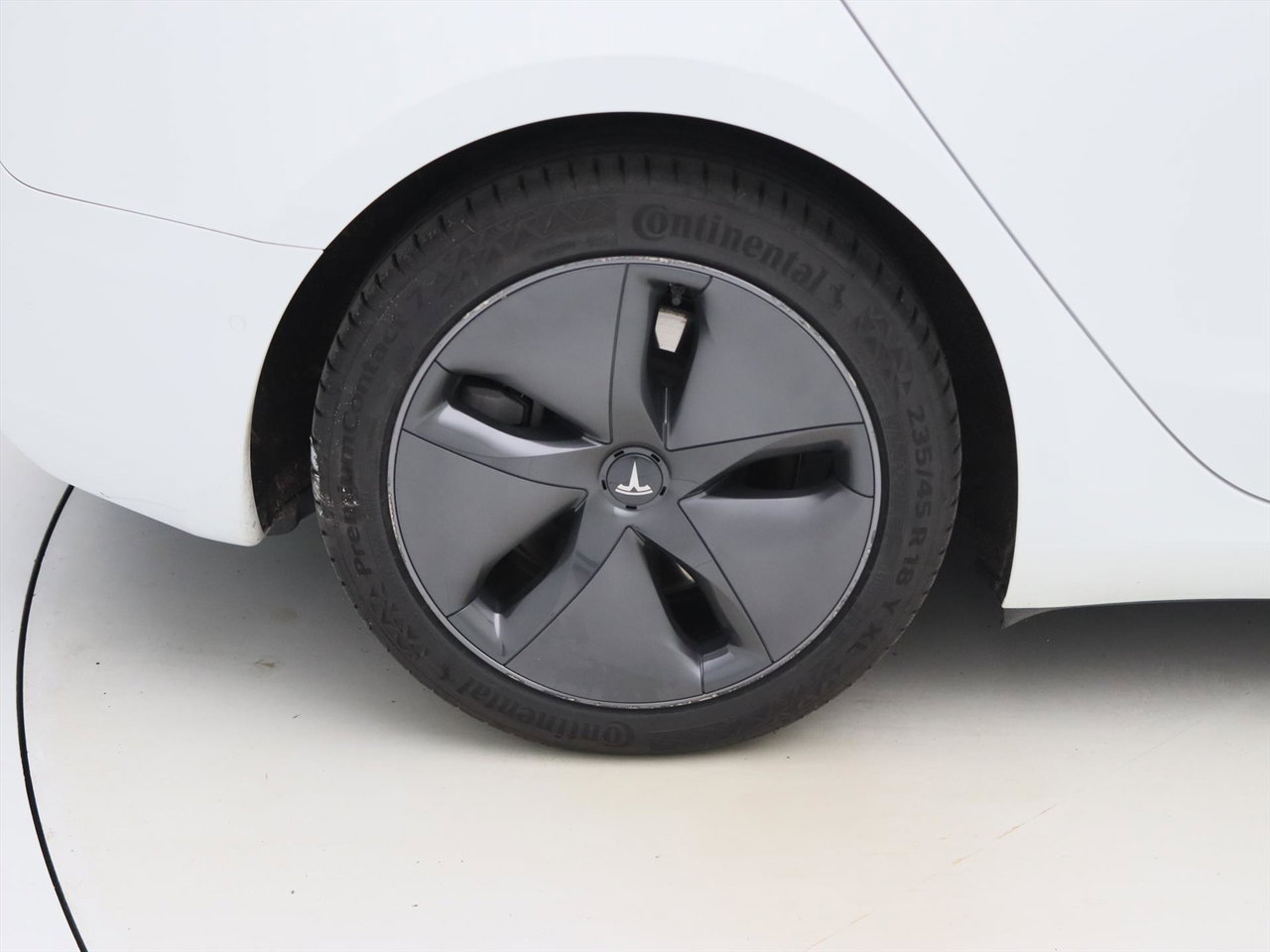 Tesla Model 3 Standard RWD Plus 90% SoH [ LFP-ACCU+AUTOPILOT+60 kWh+PREMIUM AUDIO ] 18