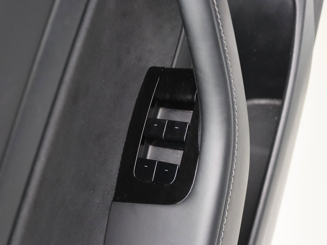 Tesla Model 3 Standard RWD Plus 90% SoH [ LFP-ACCU+AUTOPILOT+60 kWh+PREMIUM AUDIO ] 26