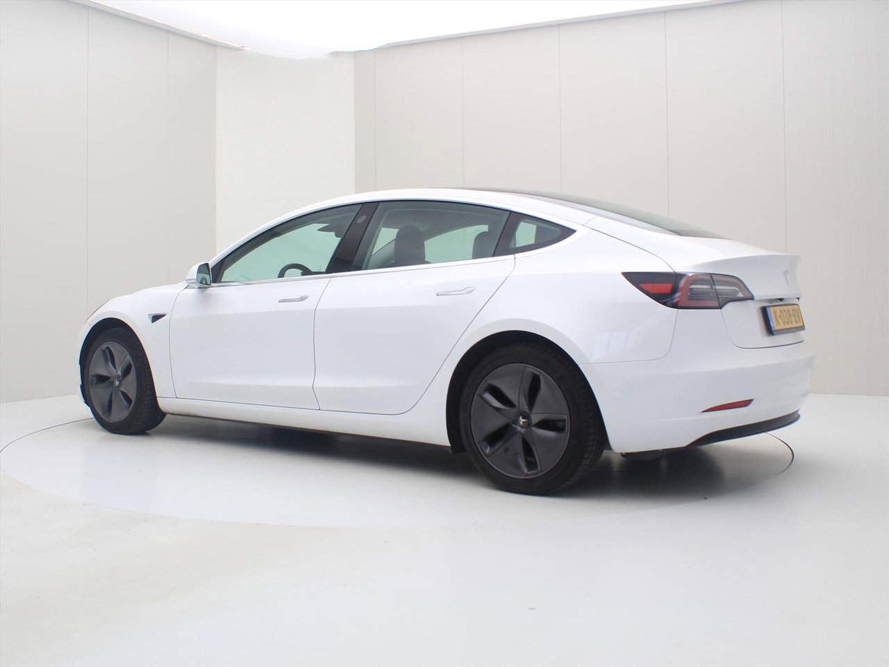 Tesla Model 3 Standard RWD Plus 90% SoH [ LFP-ACCU+AUTOPILOT+60 kWh+PREMIUM AUDIO ] 4