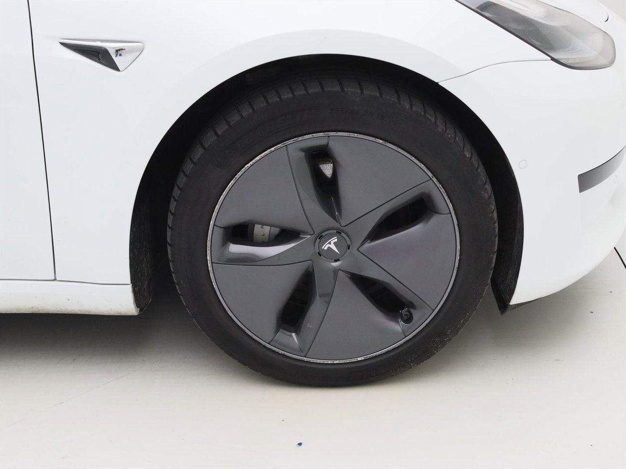 Tesla Model 3 Standard RWD Plus 90% SoH [ LFP-ACCU+AUTOPILOT+60 kWh+PREMIUM AUDIO ] 19